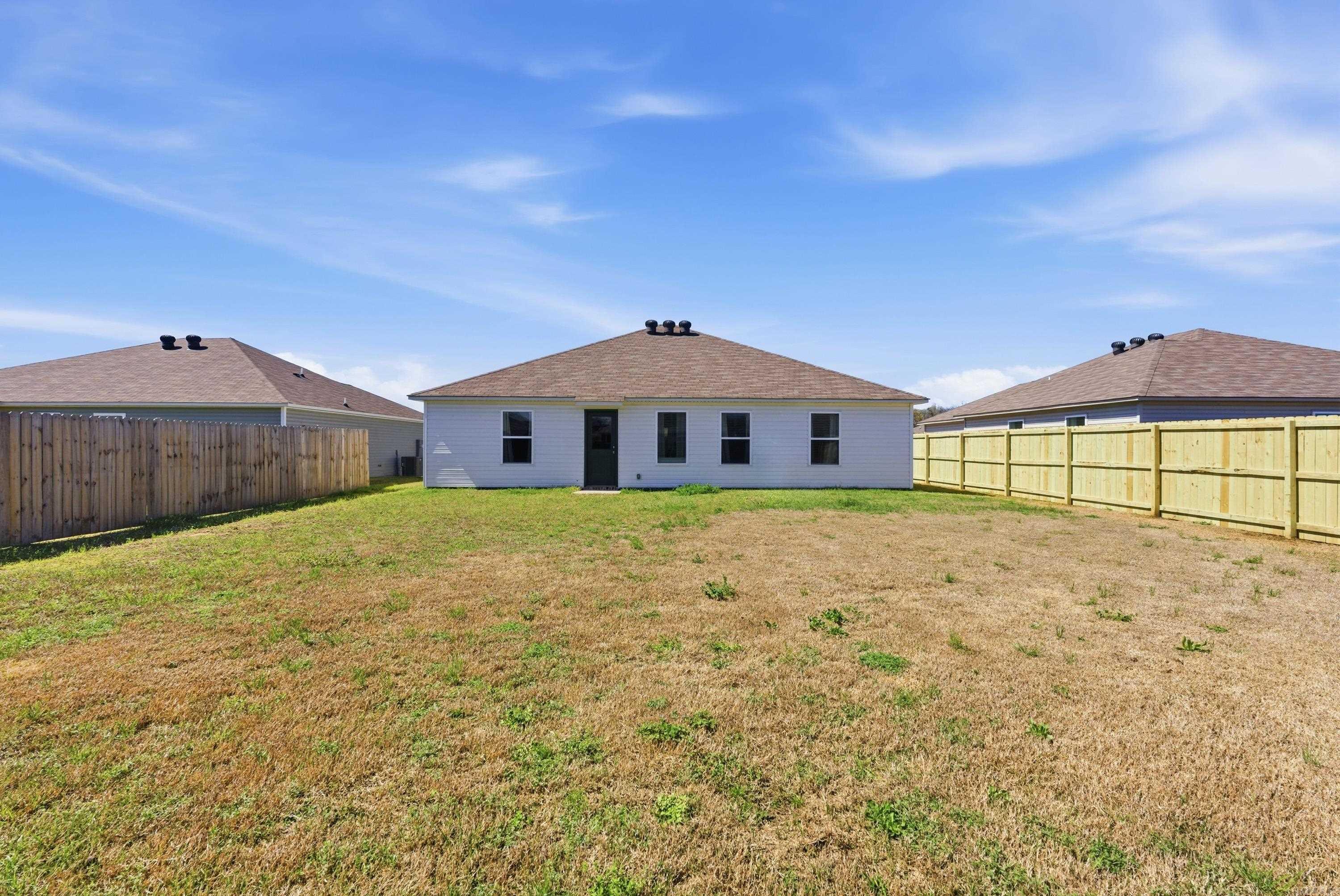 28 Candlelight  Conway, AR