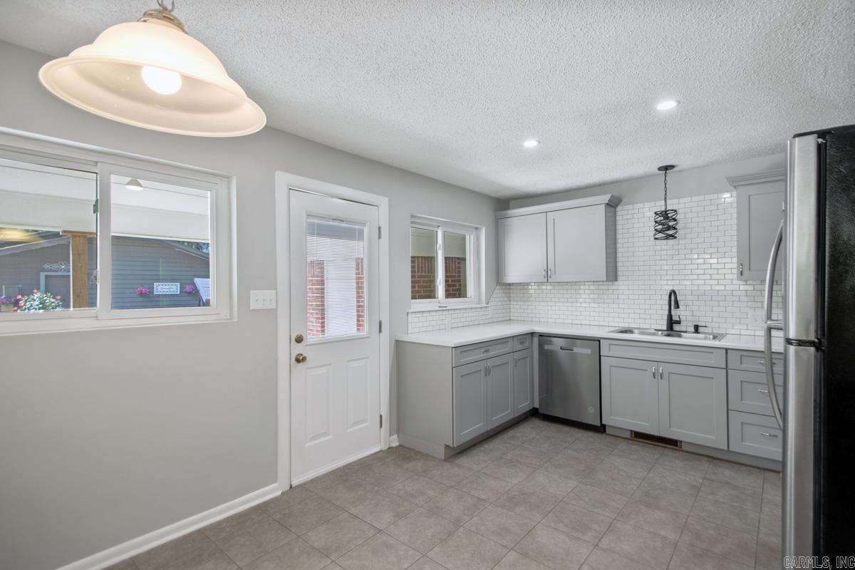 721 W Narroway  Benton, AR