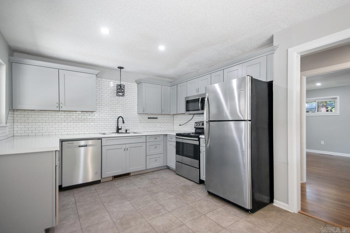 721 W Narroway  Benton, AR