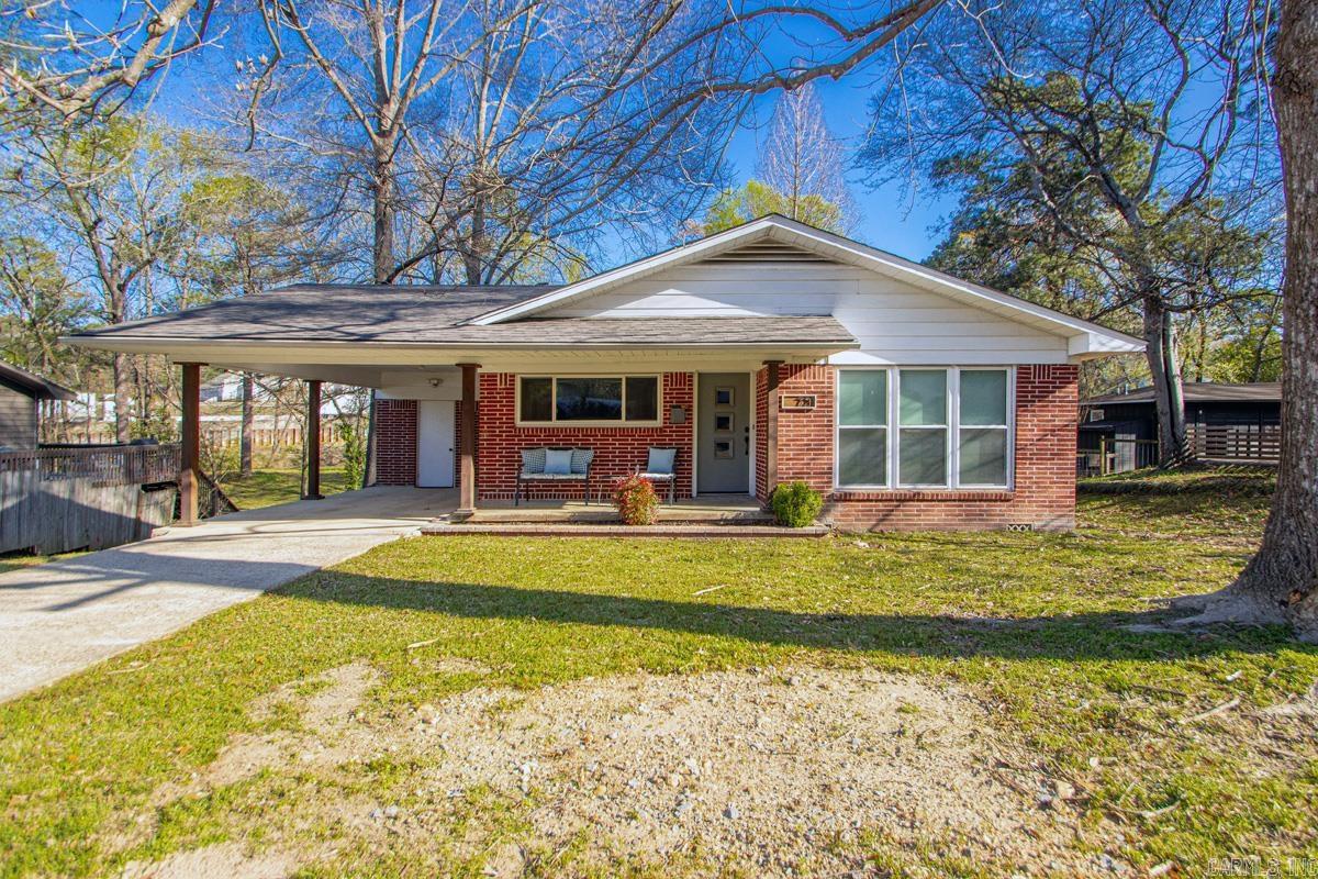 721 W Narroway  Benton, AR