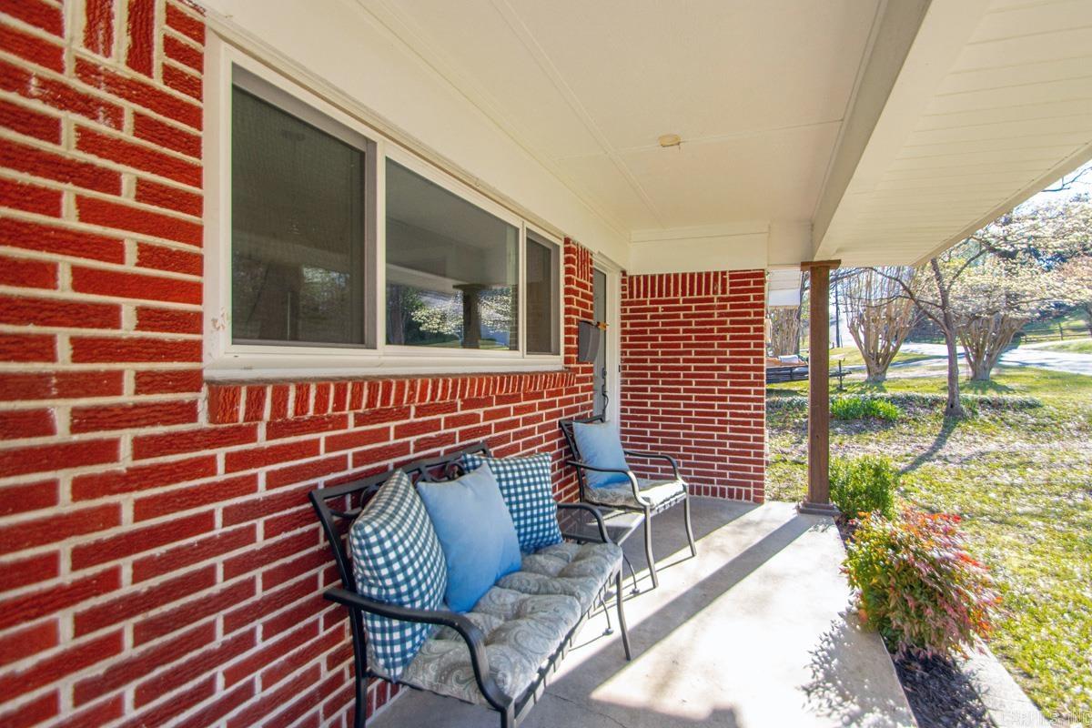 721 W Narroway  Benton, AR