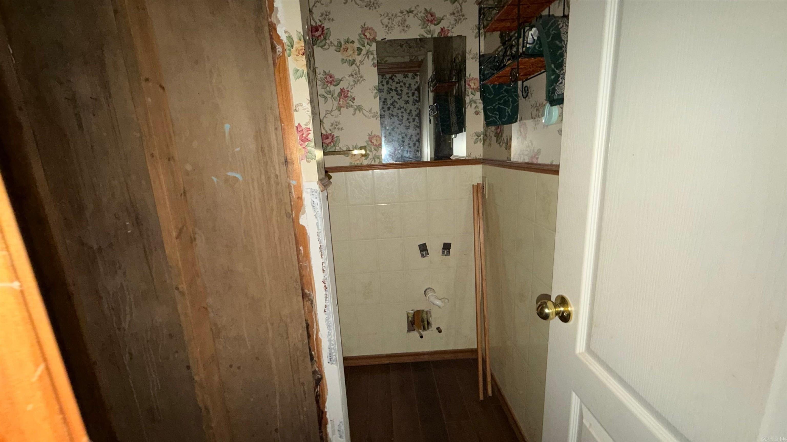 766 County Rd 1229  Pittsburg, AR