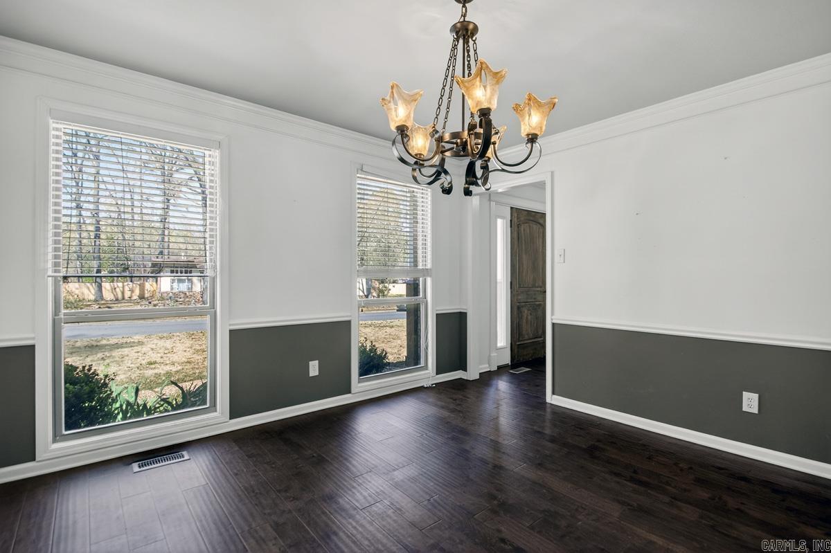 4 Barber  Maumelle, AR