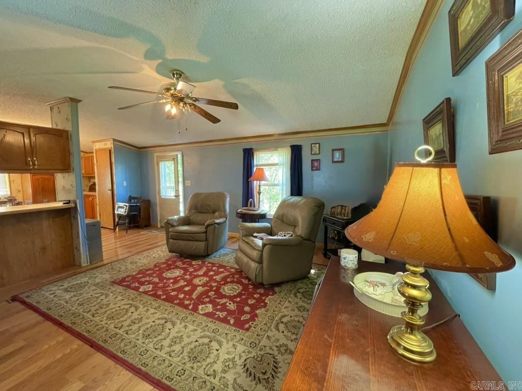 593 Hillhollow Rd  Marshall, AR