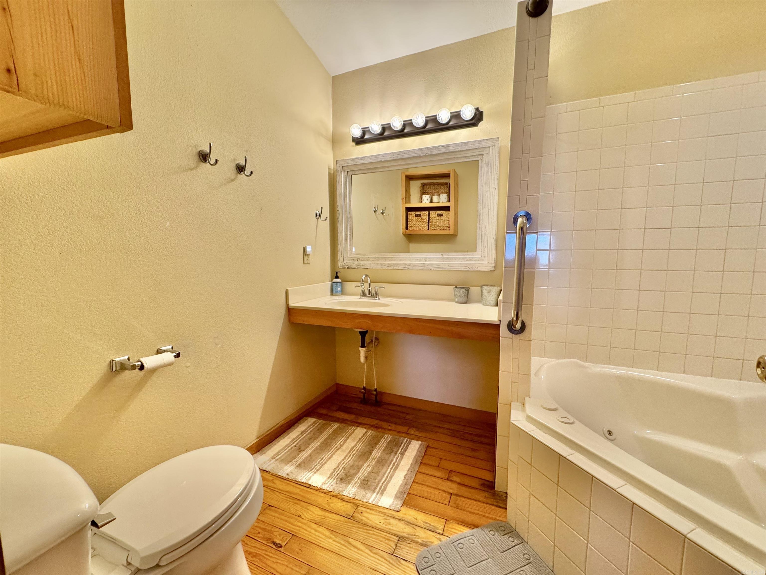 58 Sylamore Vista  Mountain View, AR