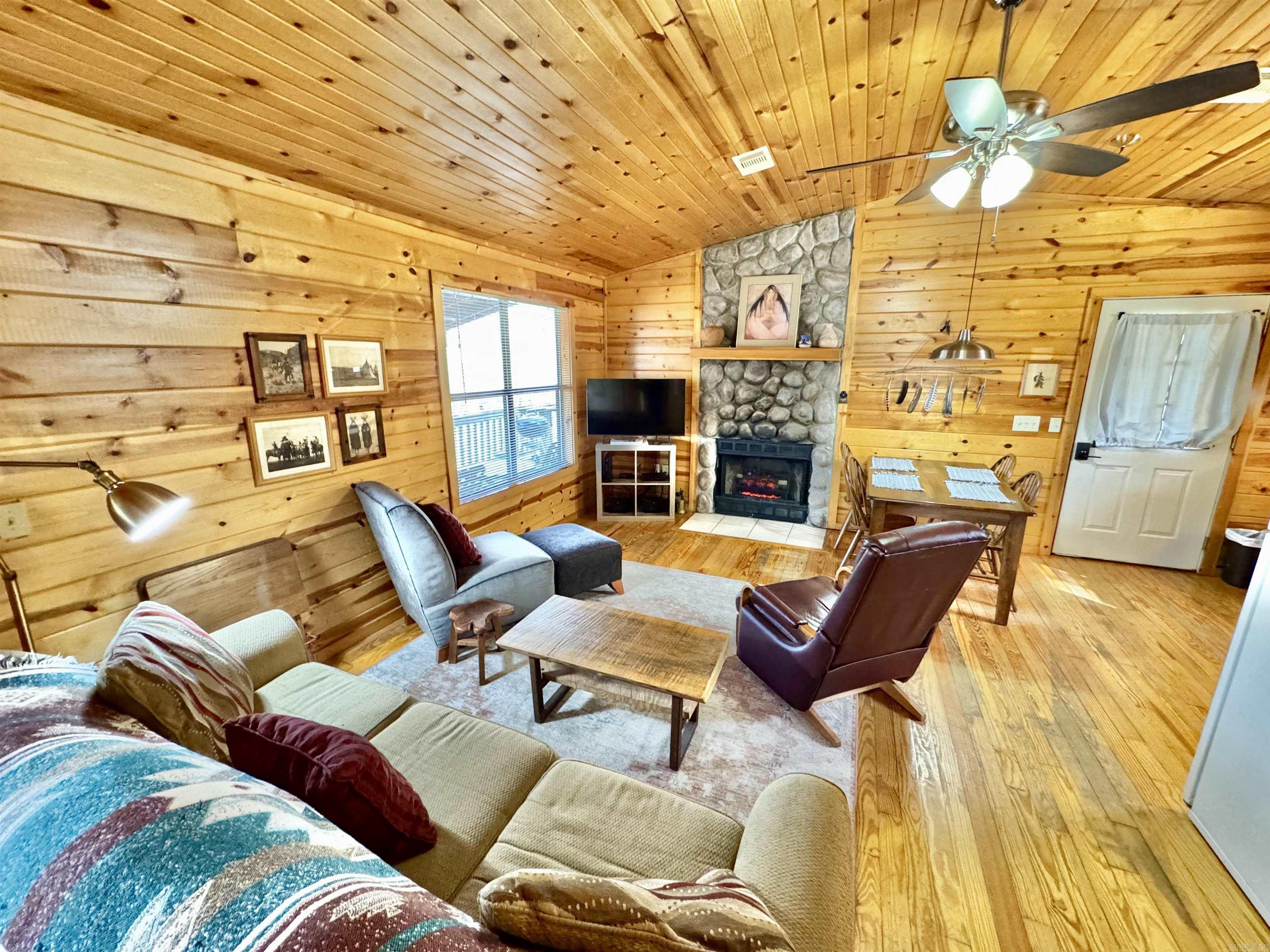 58 Sylamore Vista  Mountain View, AR