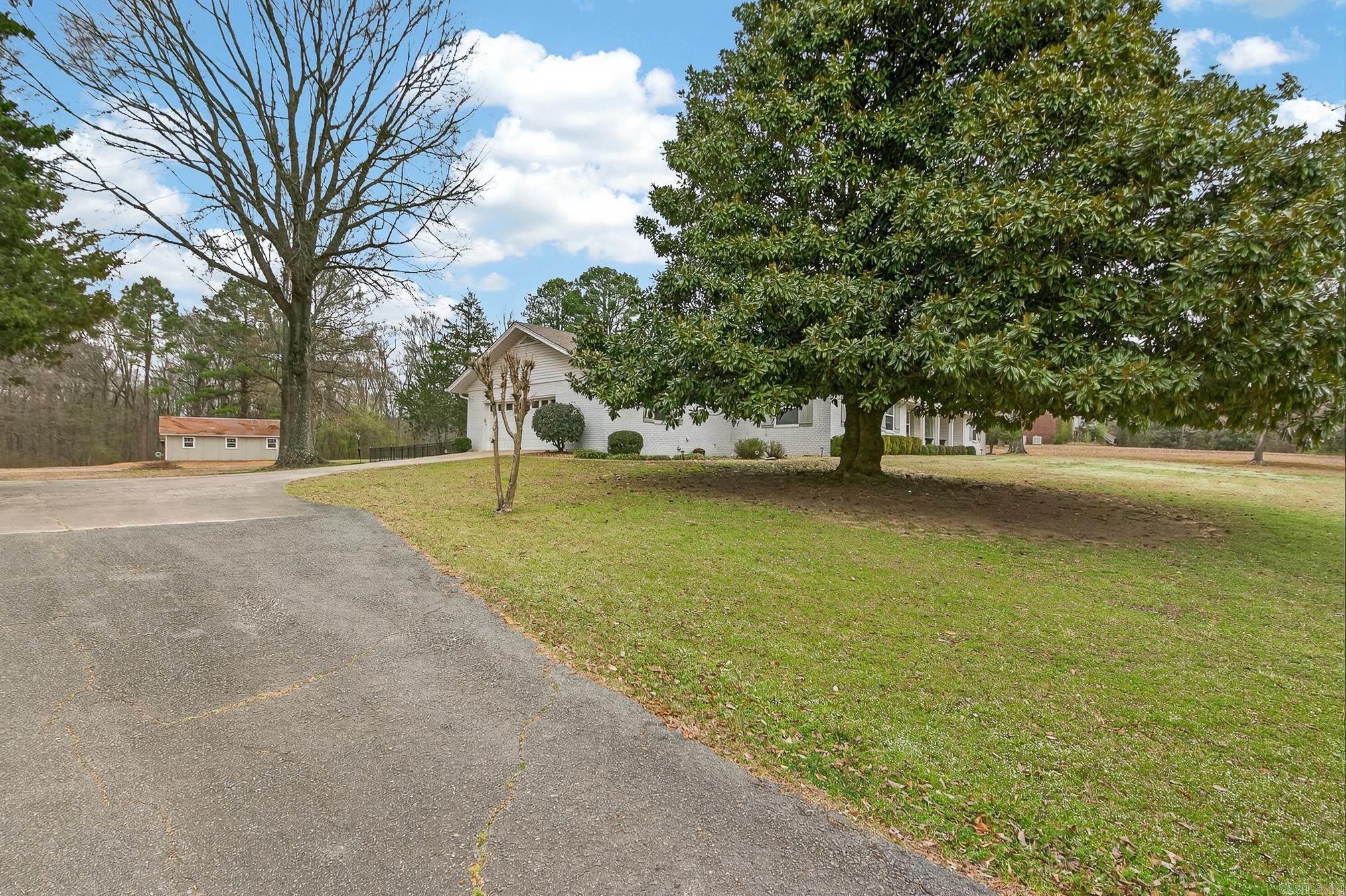 1690 Mt Carmel  Cabot, AR