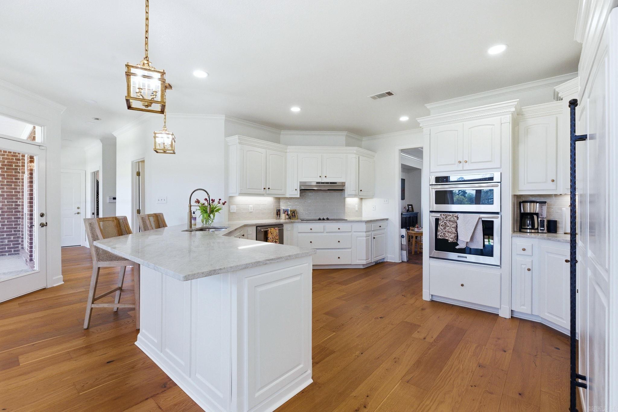 5006 Colonial  Benton, AR