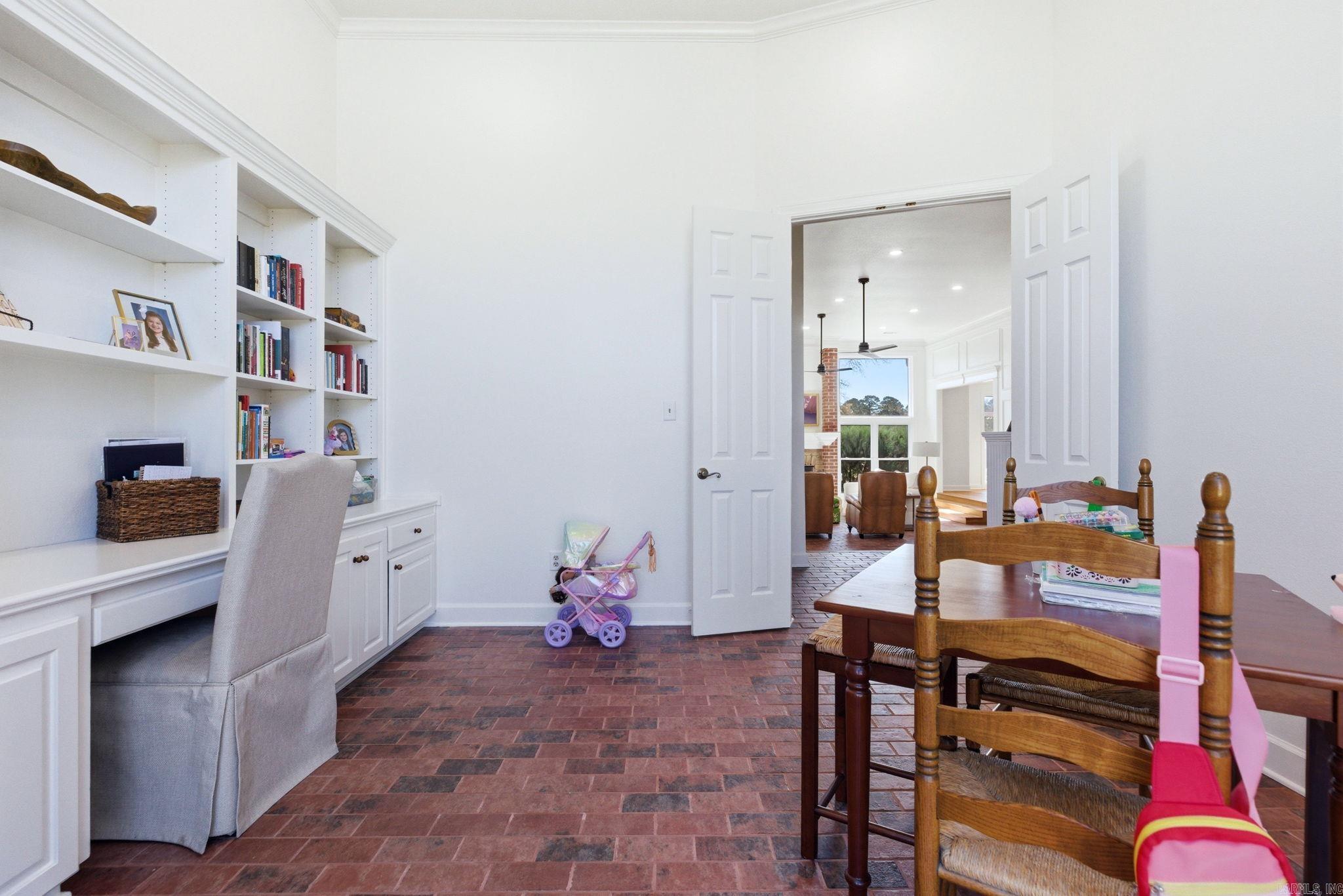 5006 Colonial  Benton, AR