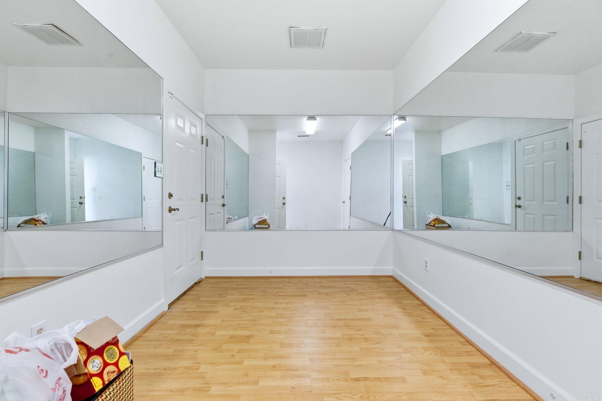 5006 Colonial  Benton, AR