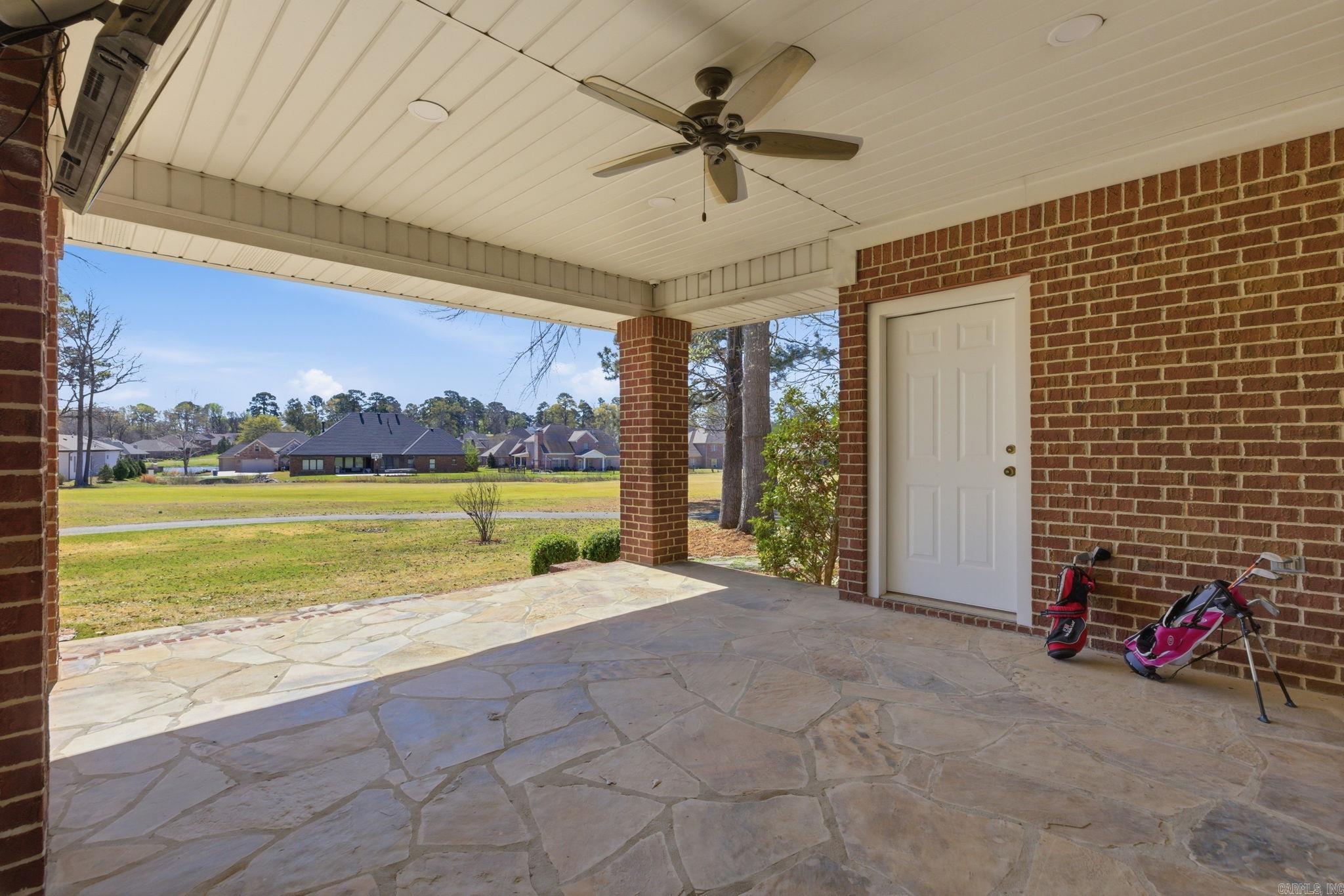 5006 Colonial  Benton, AR