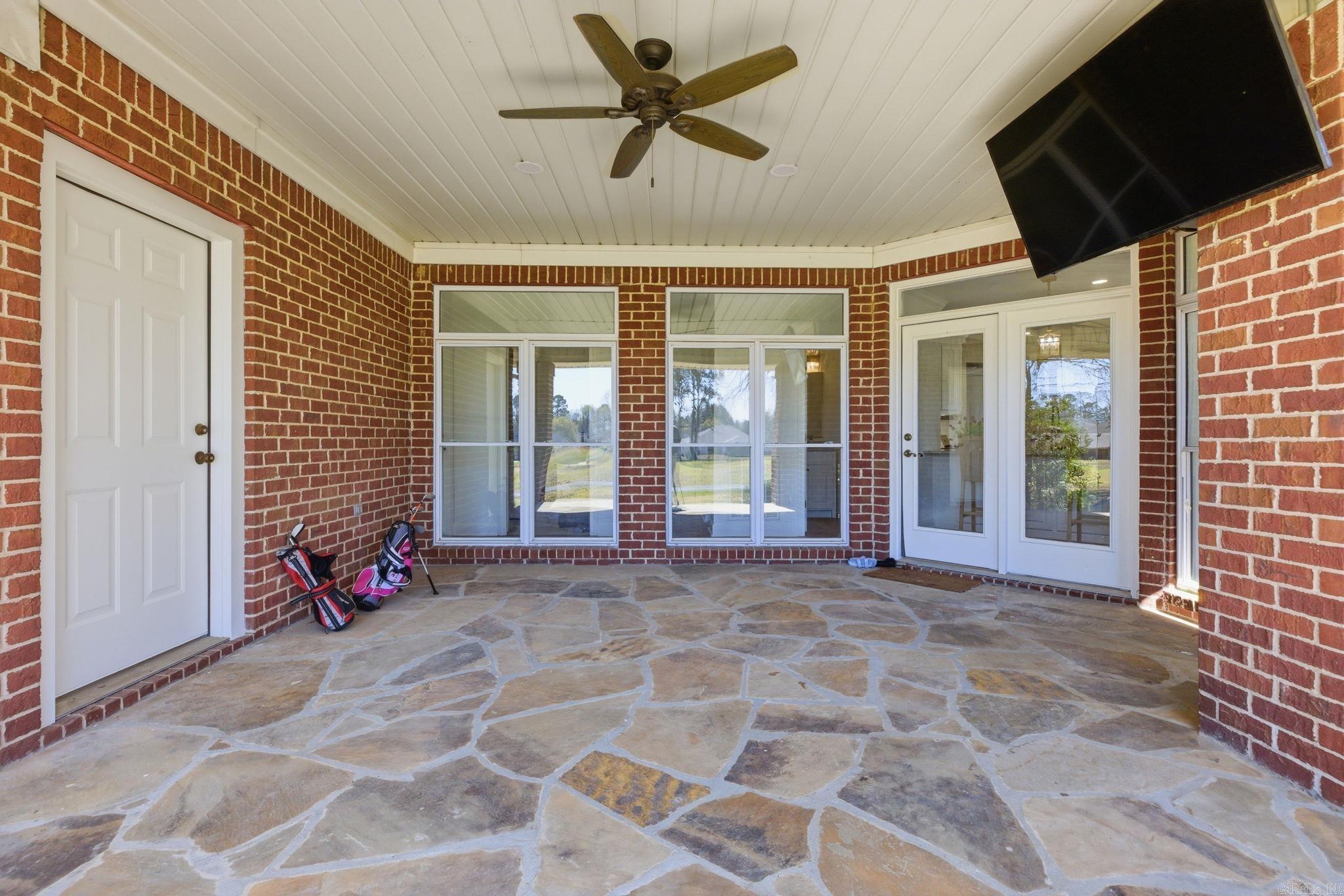 5006 Colonial  Benton, AR