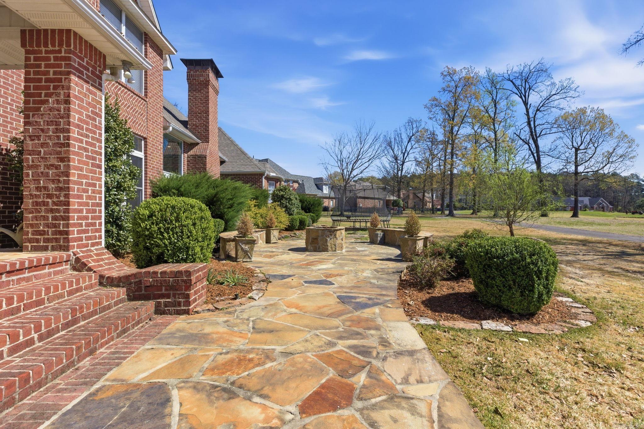 5006 Colonial  Benton, AR