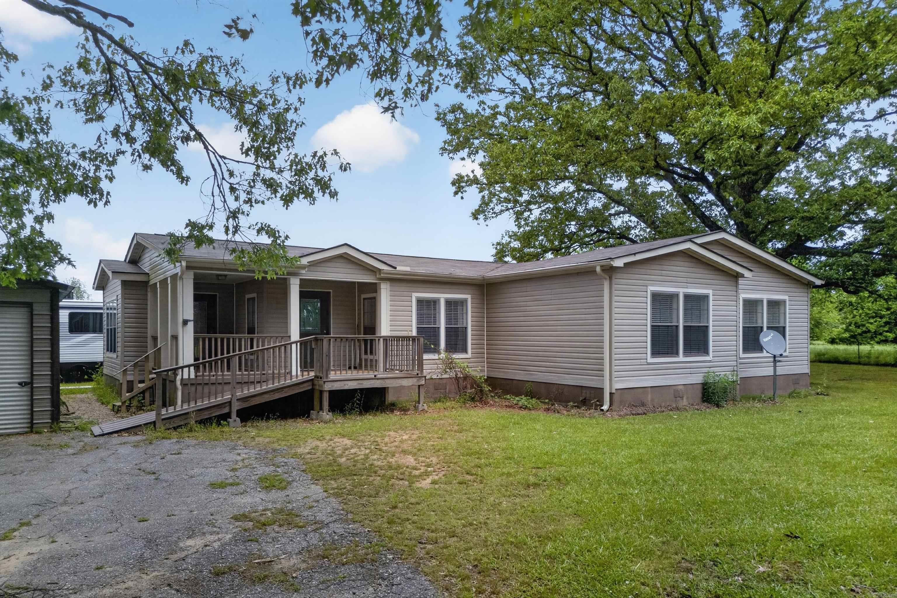 2660 Bateman  Okolona, AR