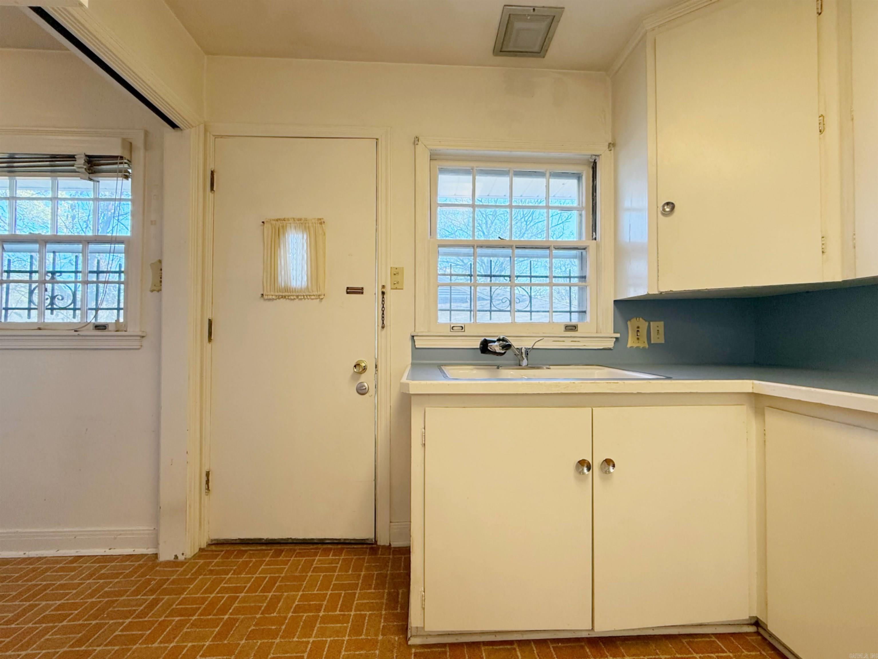 607 N Cedar  Little Rock, AR