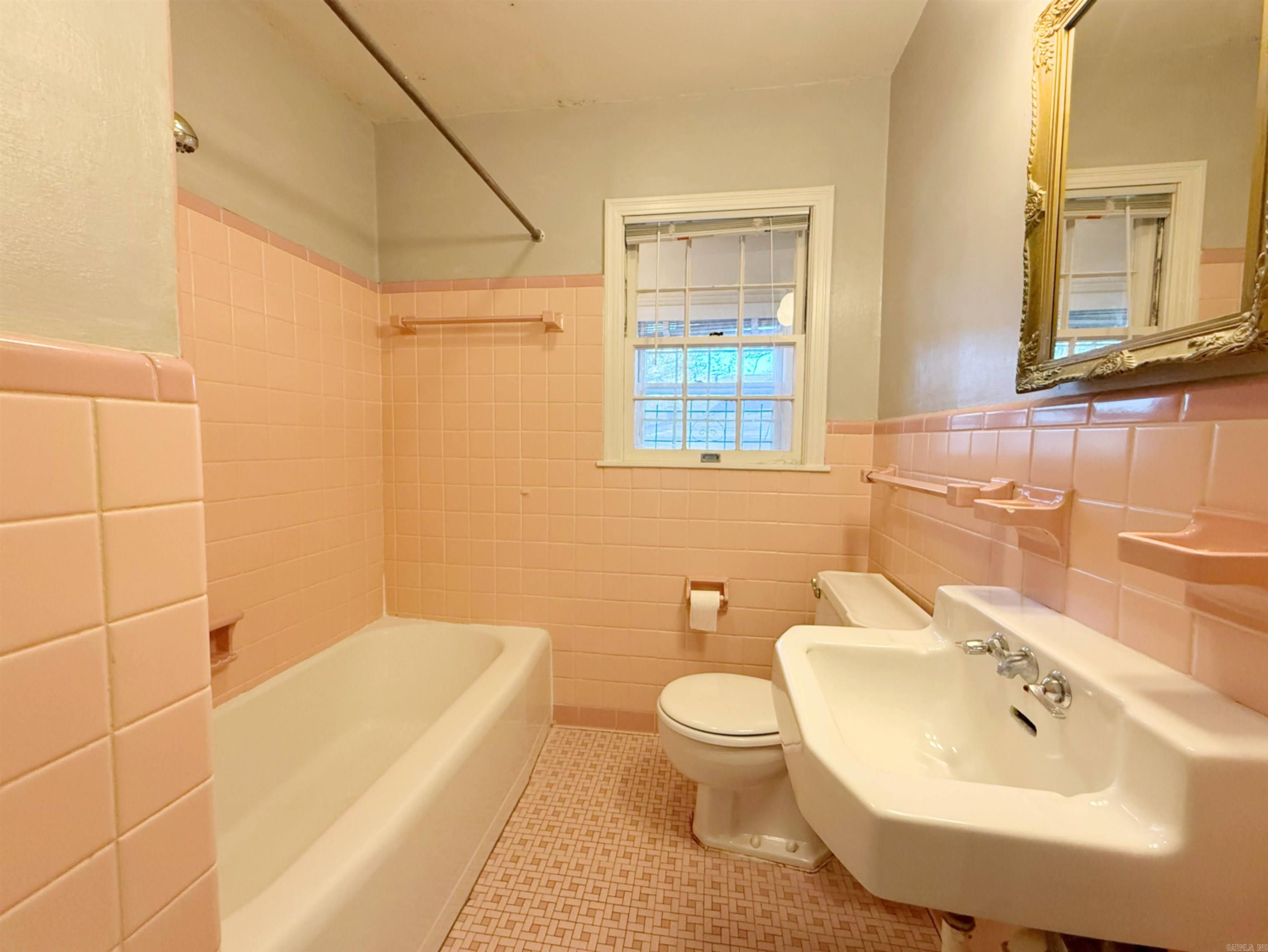 607 N Cedar  Little Rock, AR