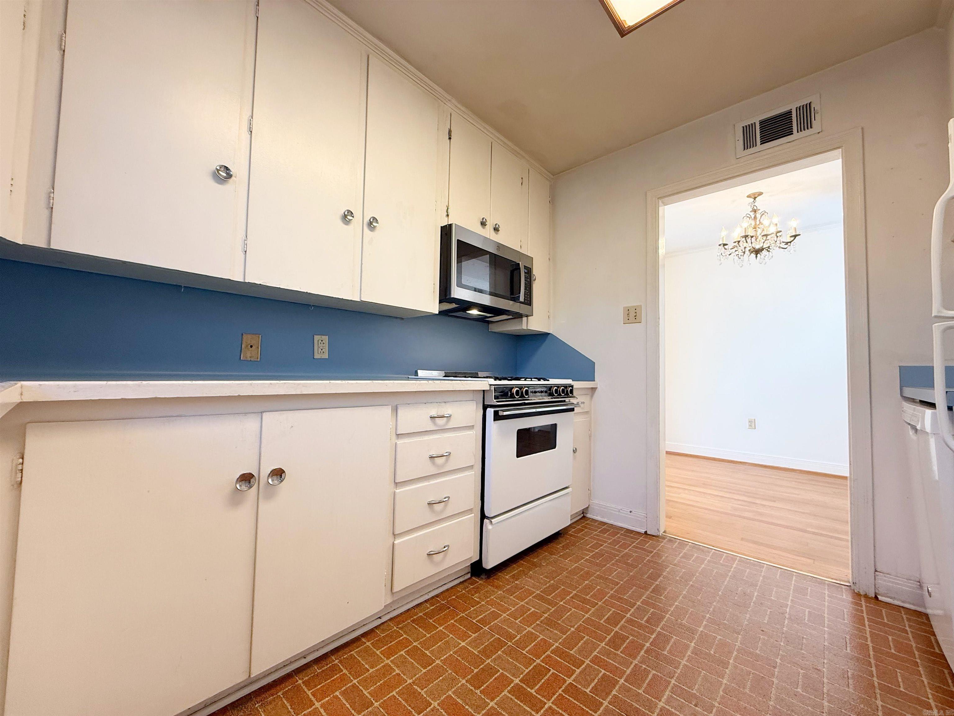 607 N Cedar  Little Rock, AR