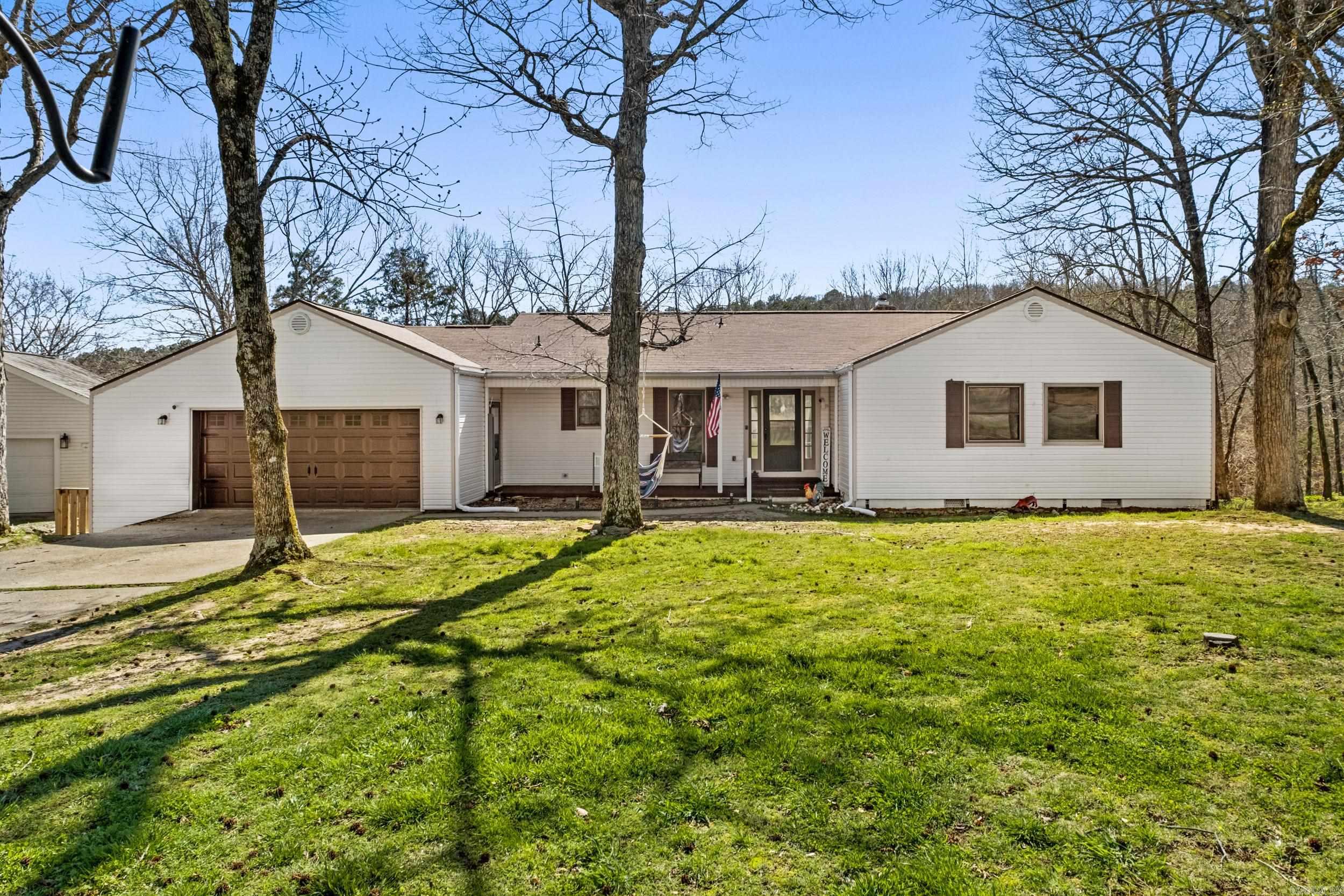 109 Crossbow  Fairfield Bay, AR