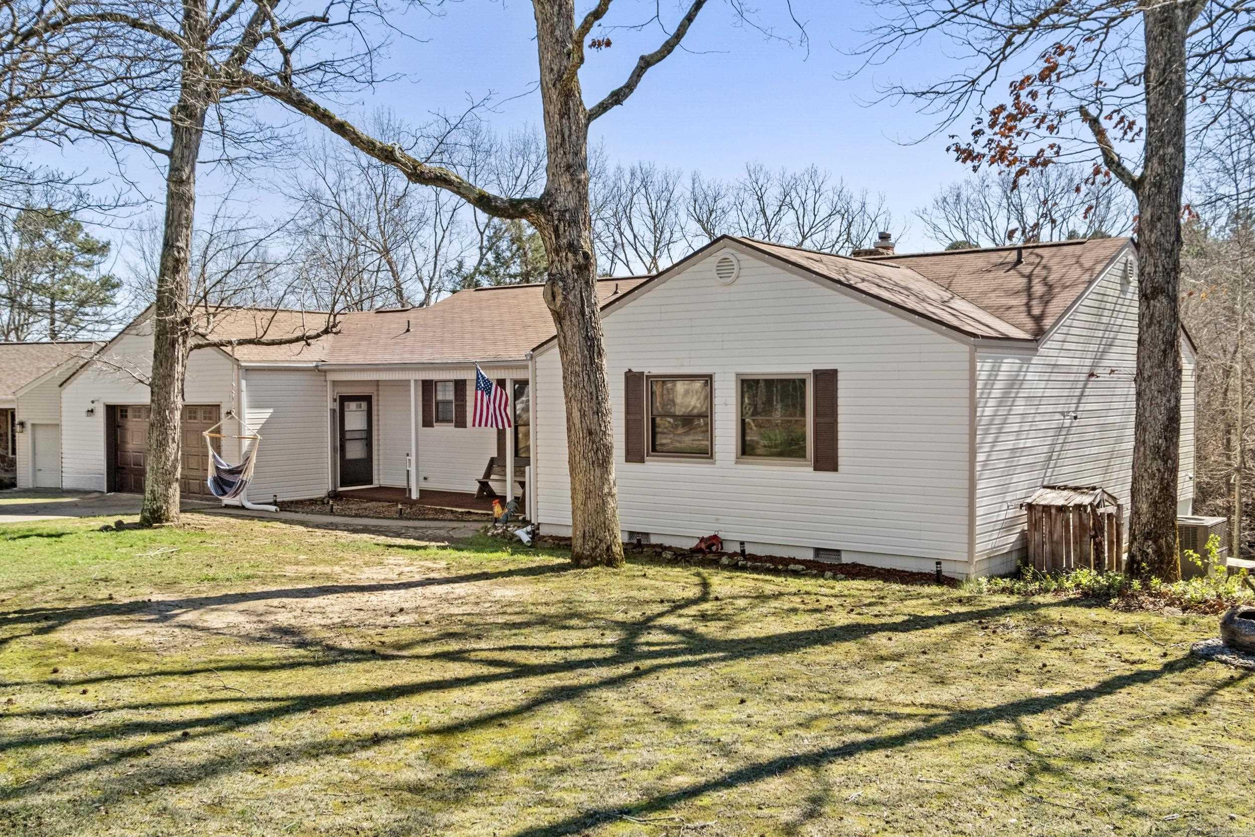 109 Crossbow  Fairfield Bay, AR