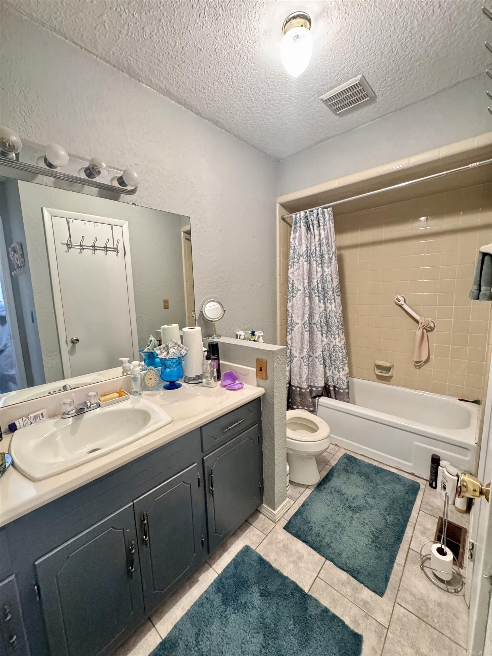 6833 Leisure Loop  Ozark, AR