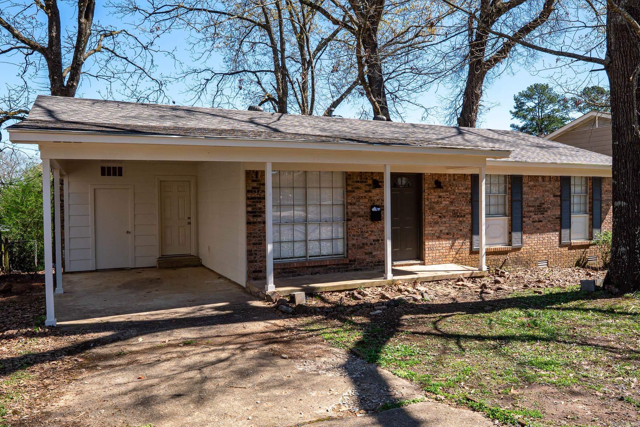 2619 Elkhart Dr  Little Rock, AR