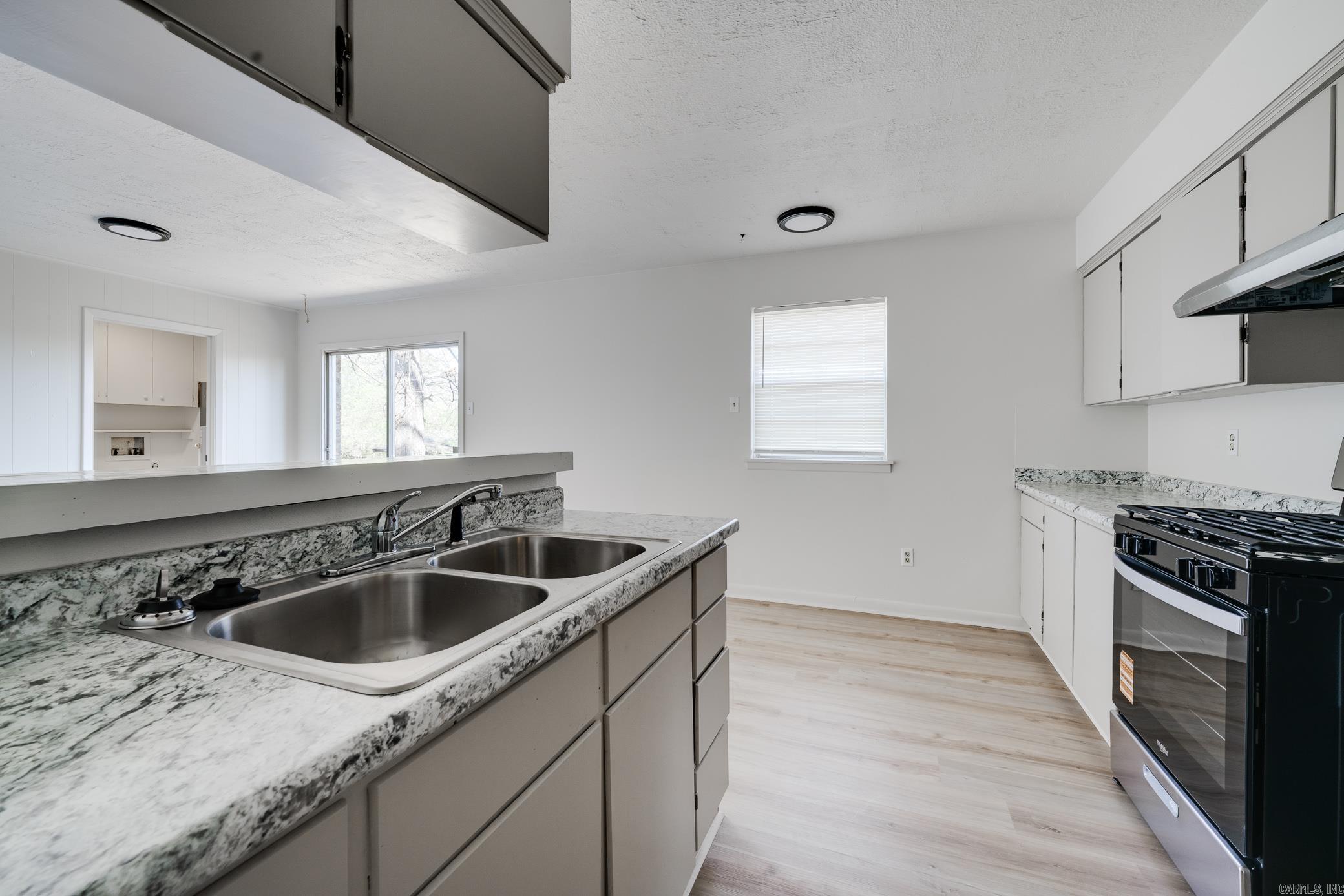 2619 Elkhart Dr  Little Rock, AR