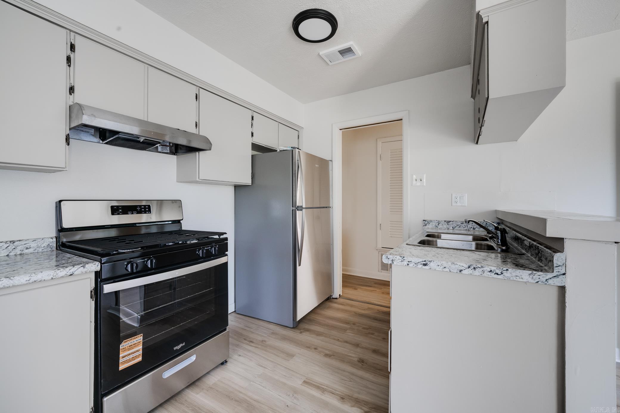 2619 Elkhart Dr  Little Rock, AR