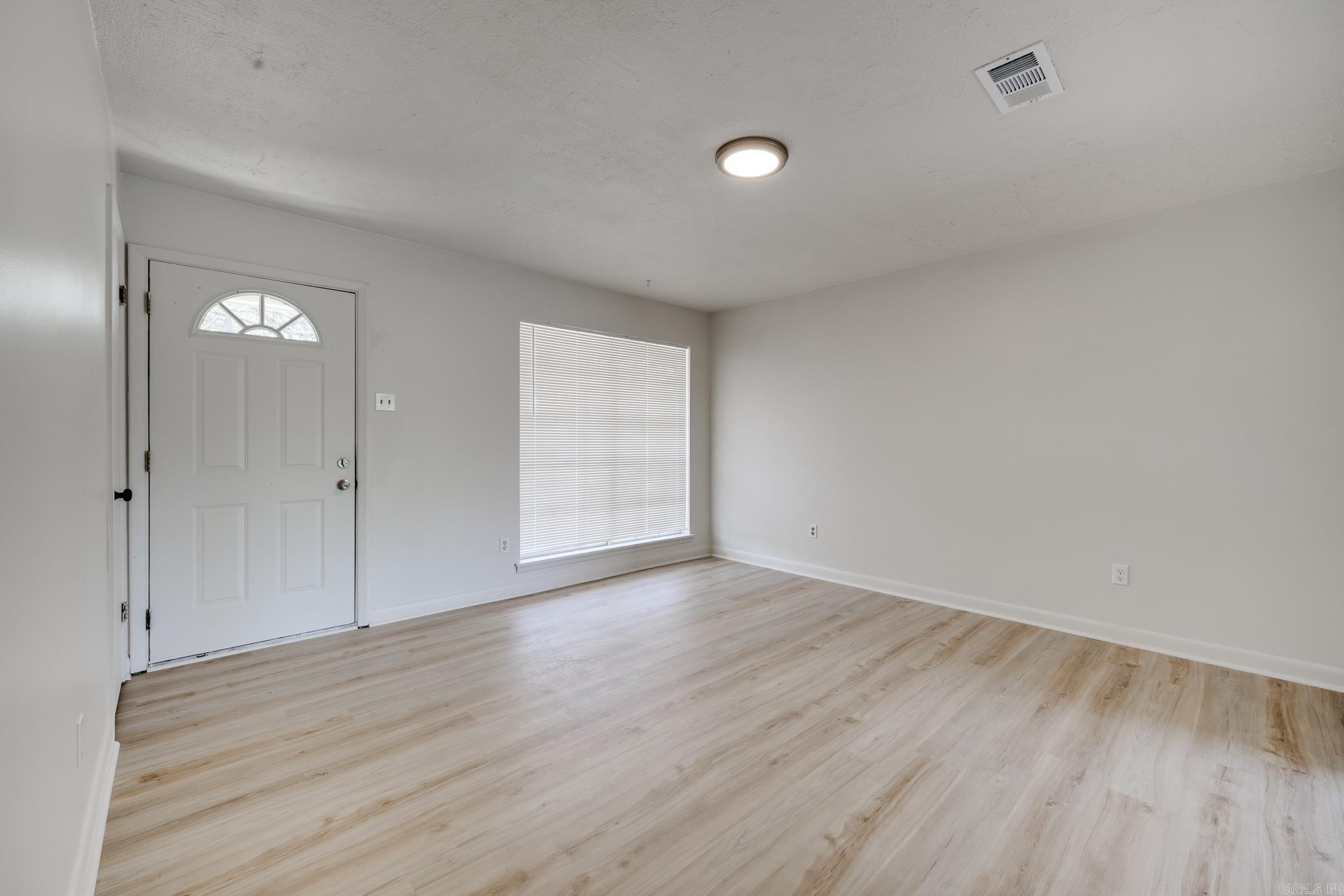 2619 Elkhart Dr  Little Rock, AR