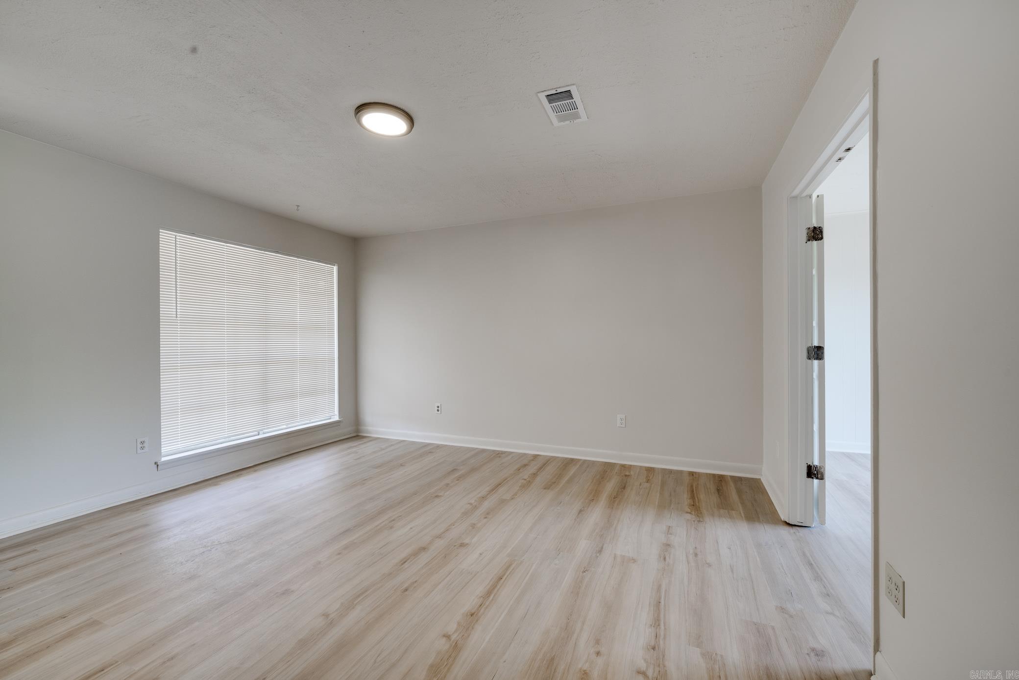 2619 Elkhart Dr  Little Rock, AR