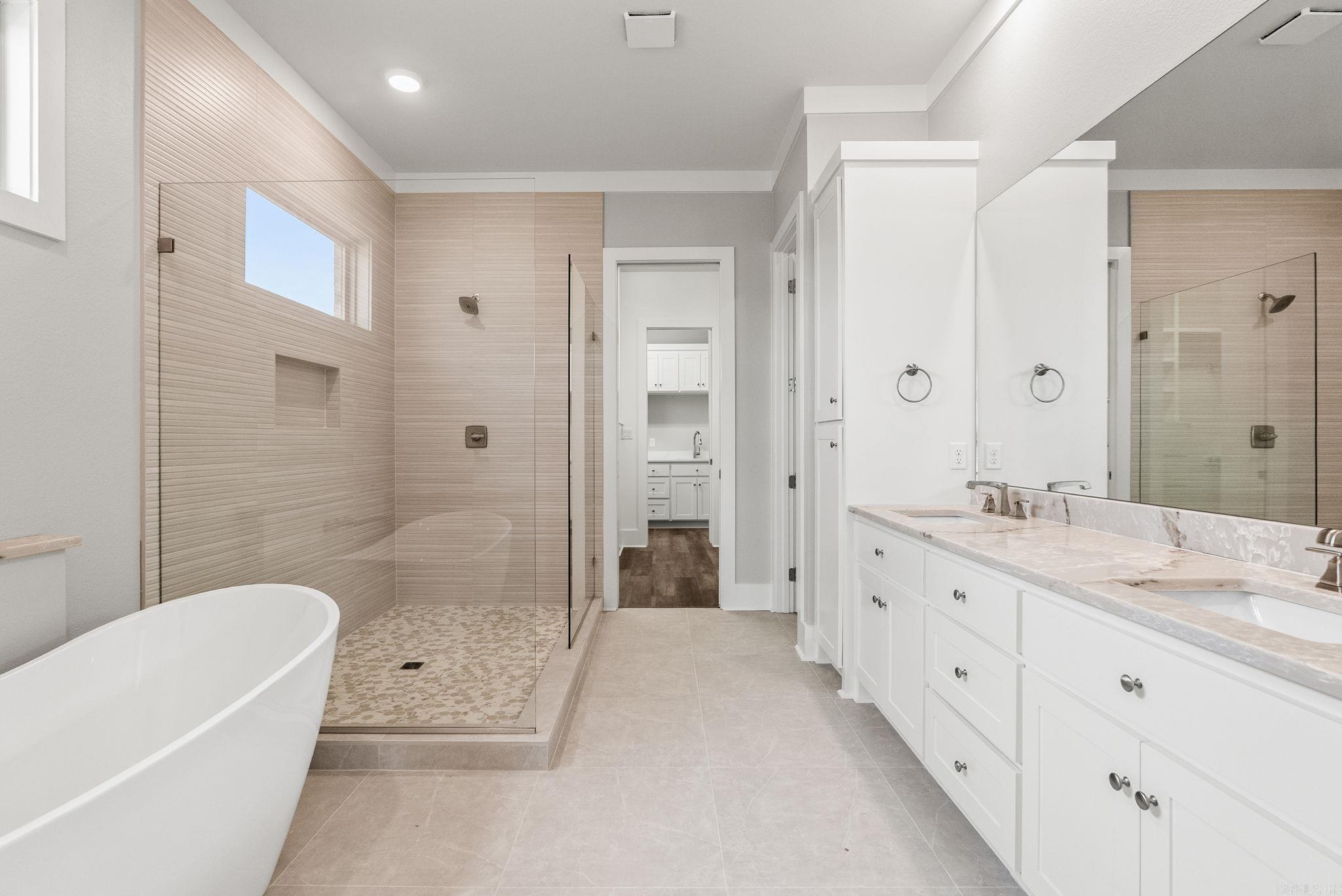 514 Corondelet Lane  Maumelle, AR