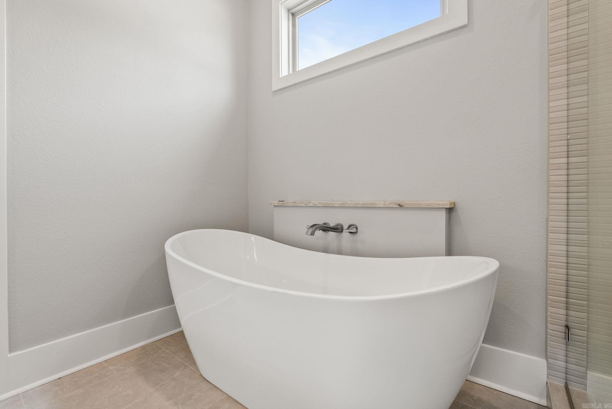 514 Corondelet Lane  Maumelle, AR