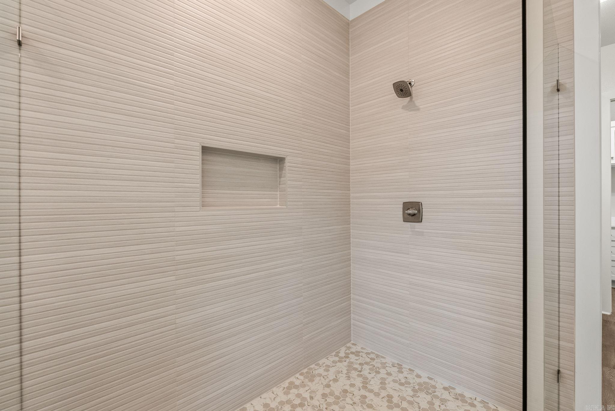 514 Corondelet Lane  Maumelle, AR