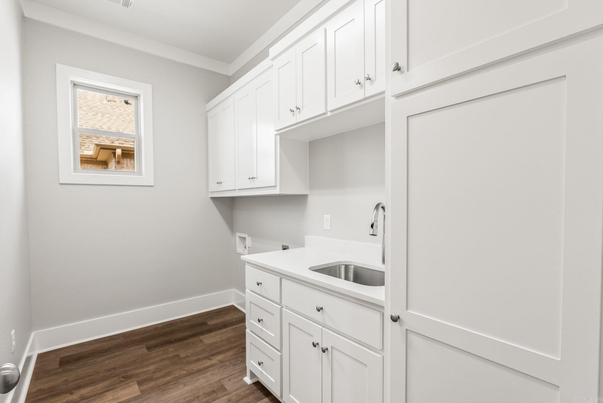 514 Corondelet Lane  Maumelle, AR