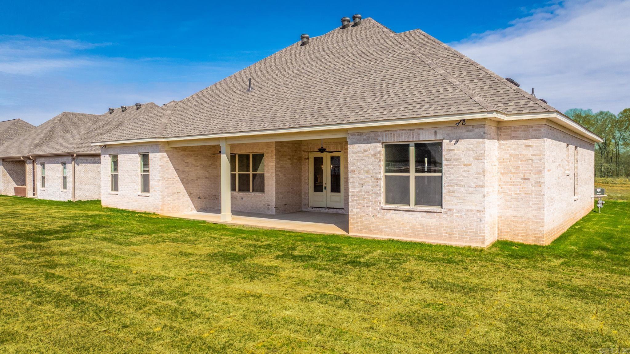 514 Corondelet Lane  Maumelle, AR