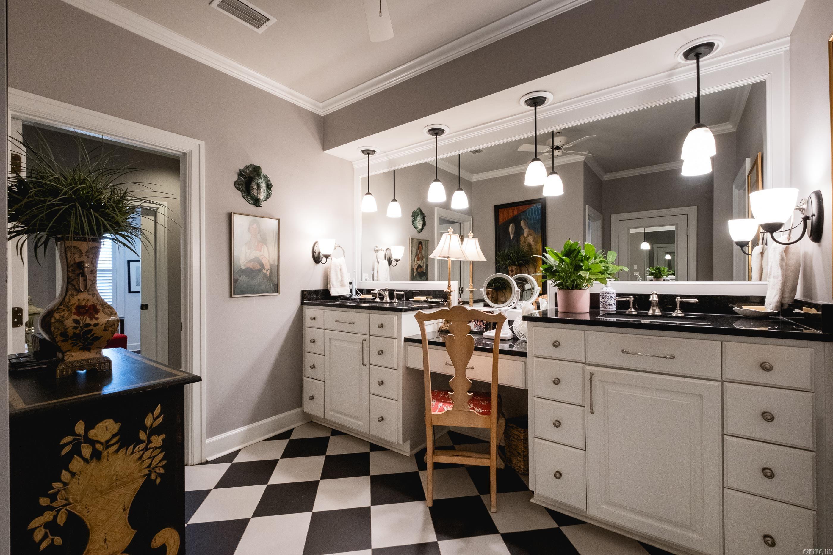 12400 Hunters Glenn Blvd  Little Rock, AR