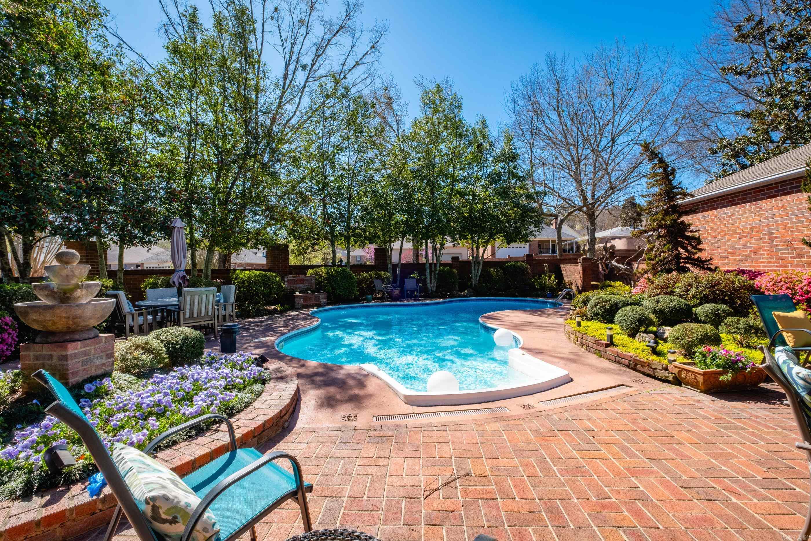 12400 Hunters Glenn Blvd  Little Rock, AR