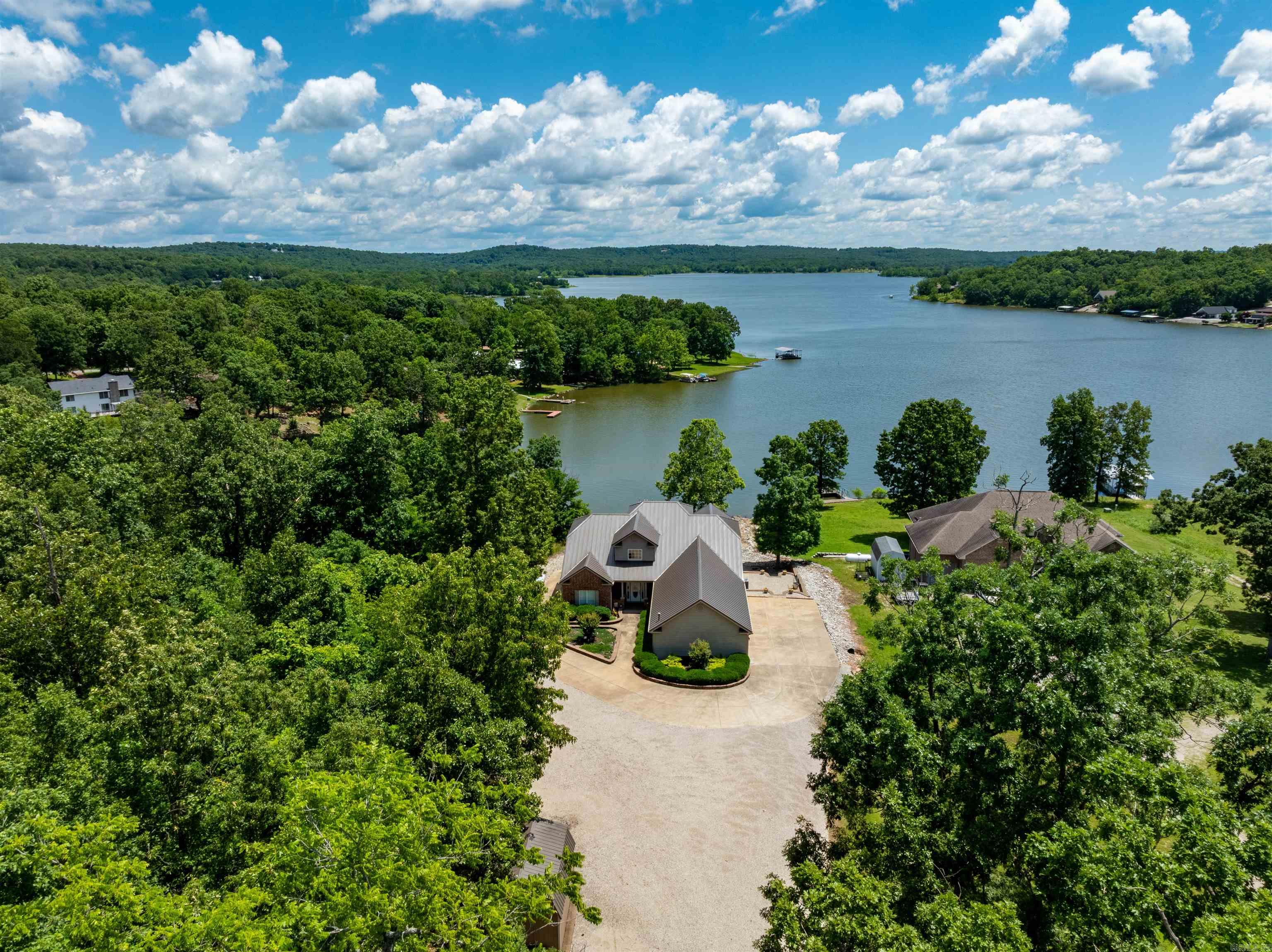 505 E Tri Lakes  Horseshoe Bend, AR