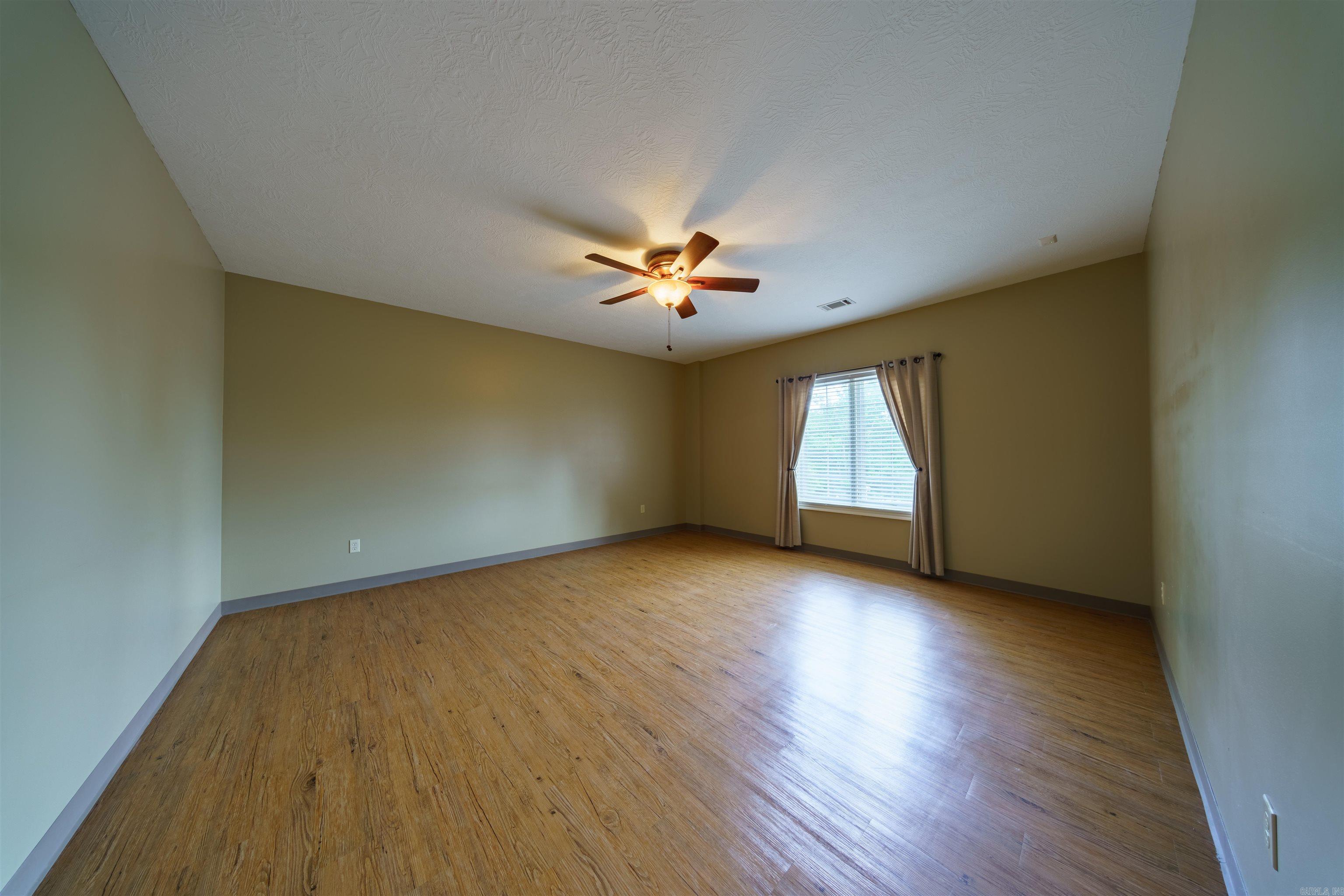 505 E Tri Lakes  Horseshoe Bend, AR