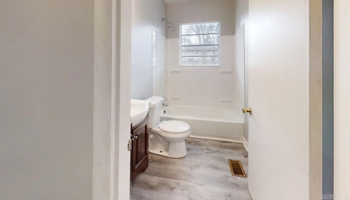 7307 Knollwood  Little Rock, AR