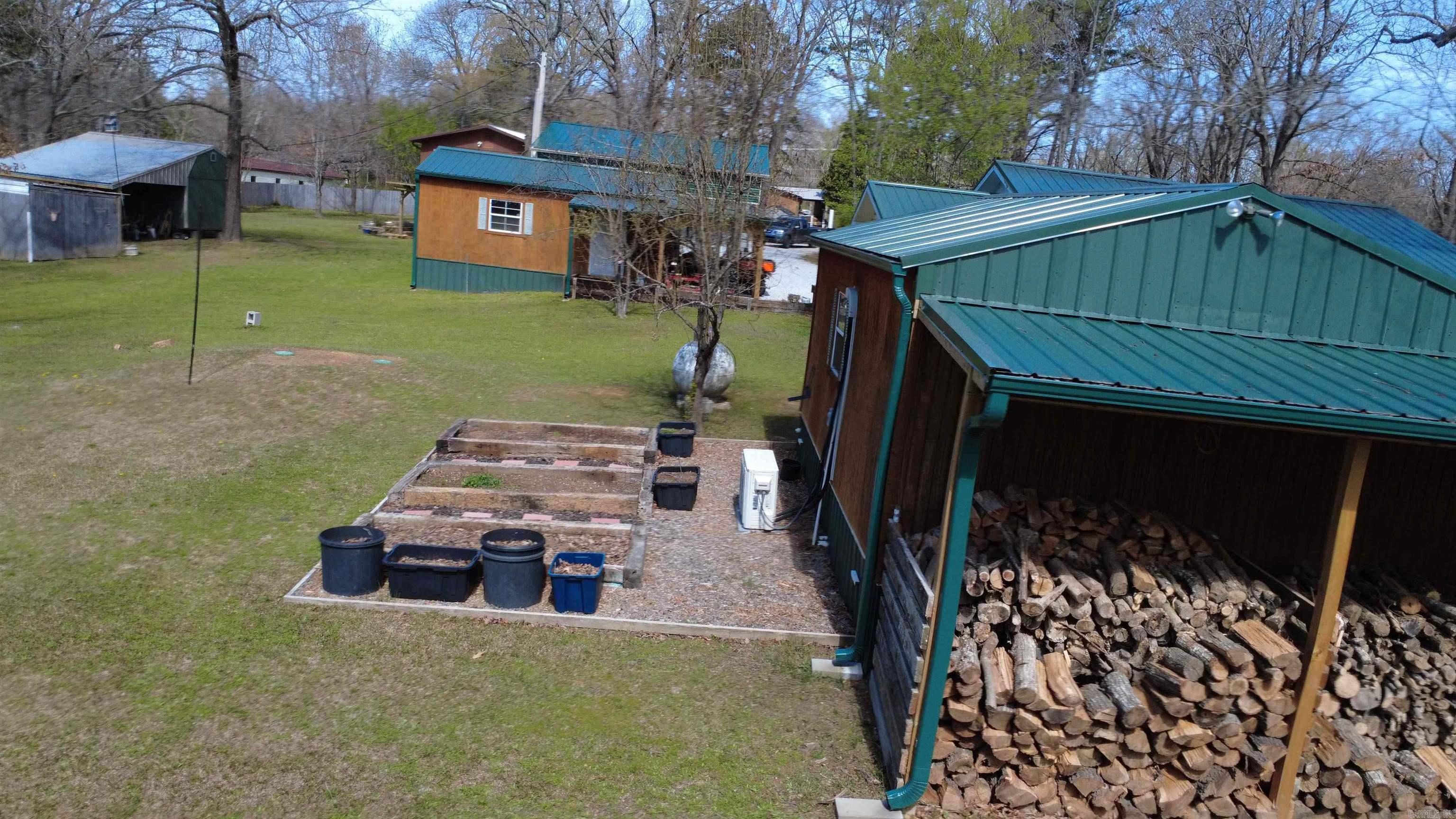 517 & 517 B E Webb  Mountain View, AR