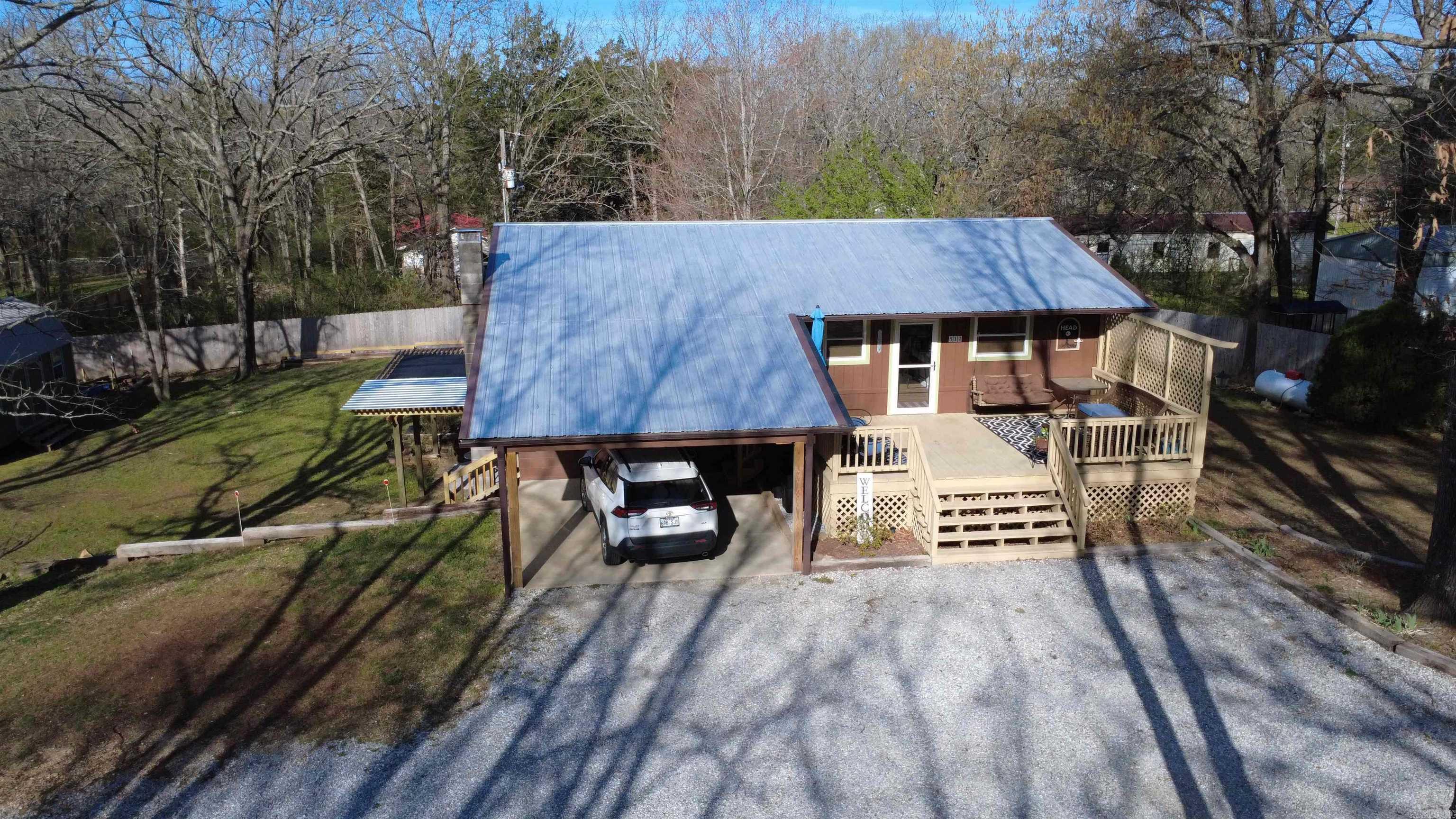 517 & 517 B E Webb  Mountain View, AR