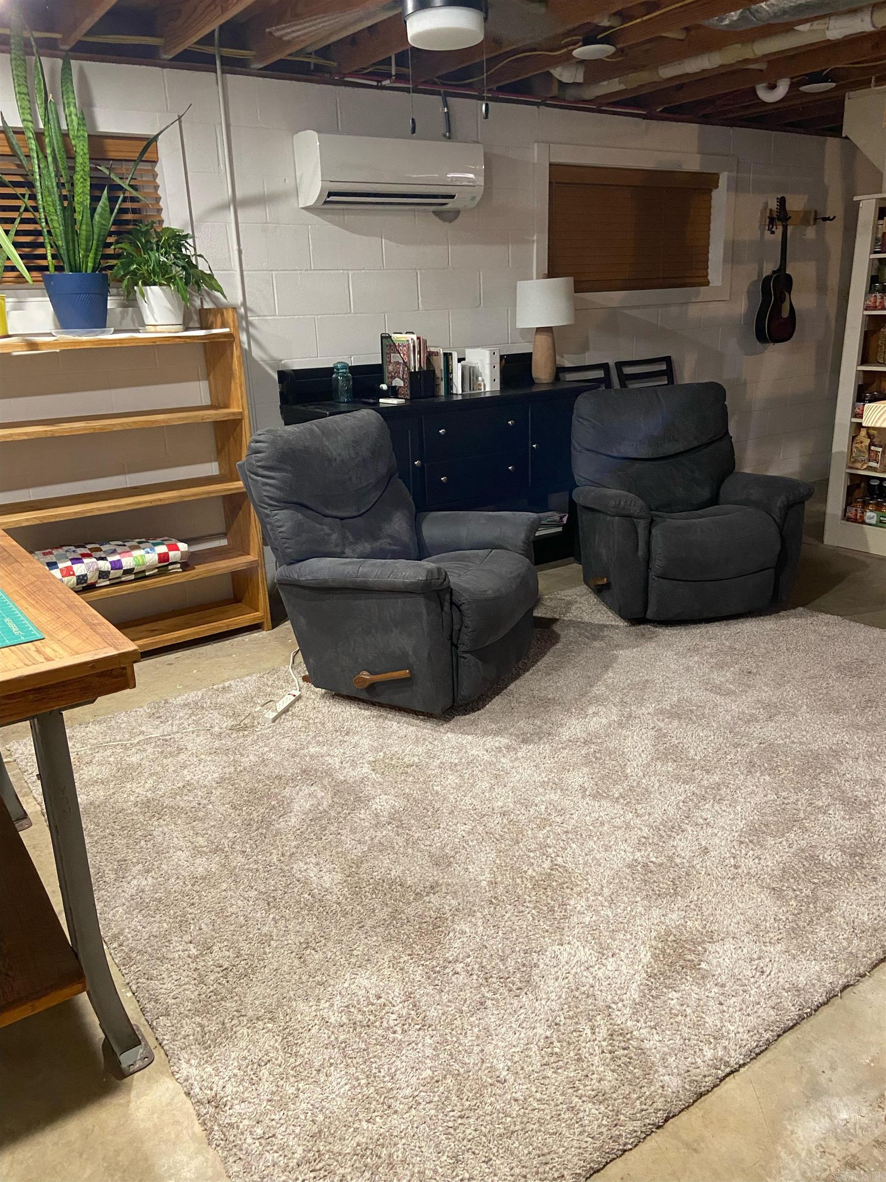 517 & 517 B E Webb  Mountain View, AR