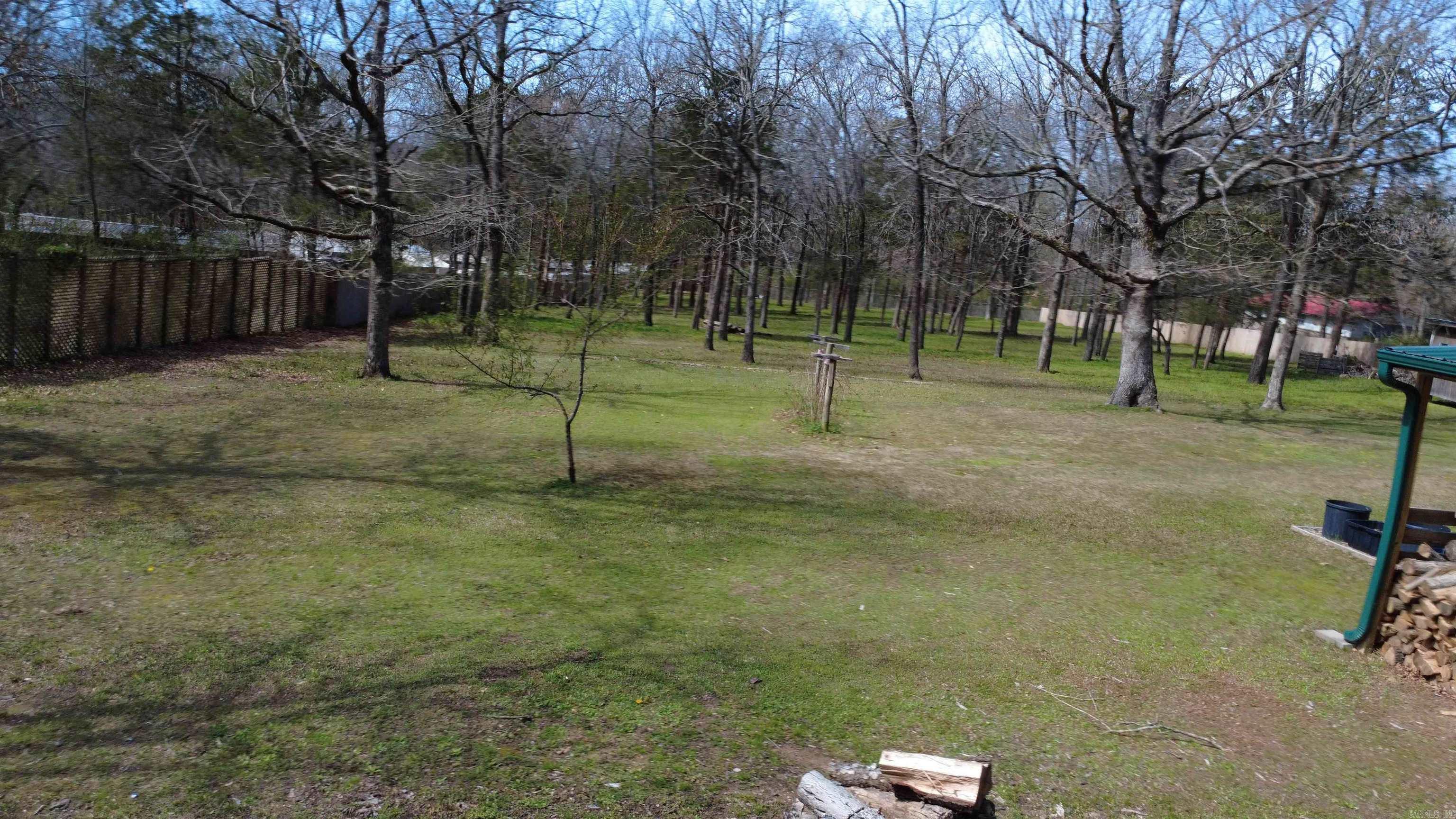 517 & 517 B E Webb  Mountain View, AR