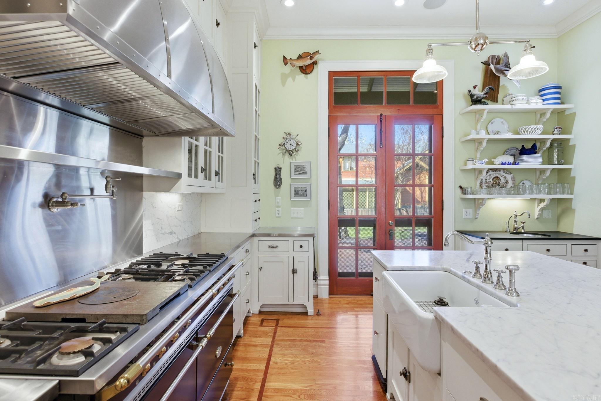 1910 S Arch  Little Rock, AR