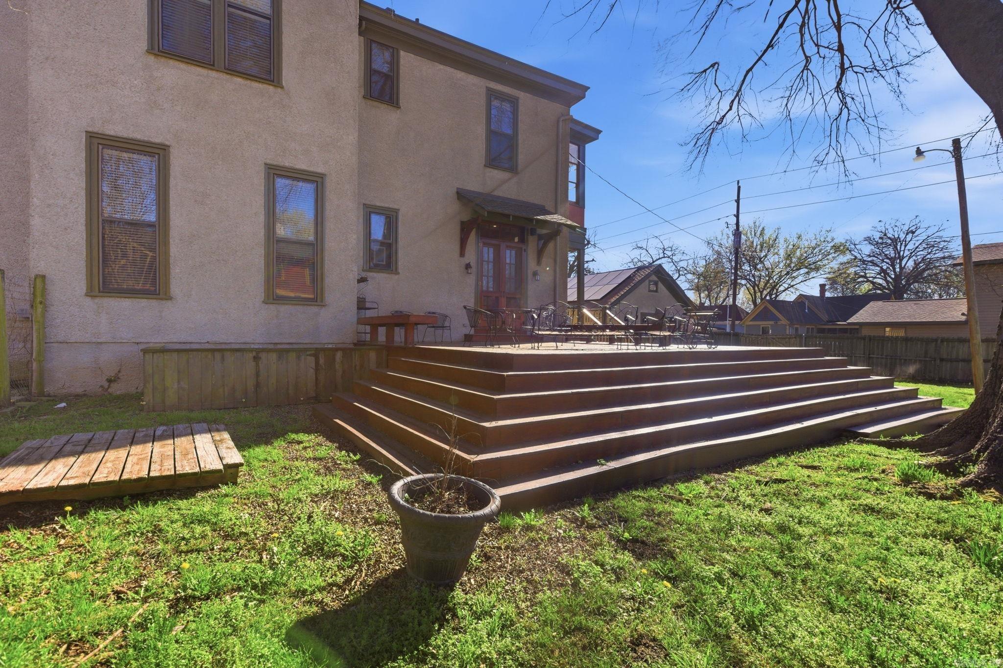 1910 S Arch  Little Rock, AR