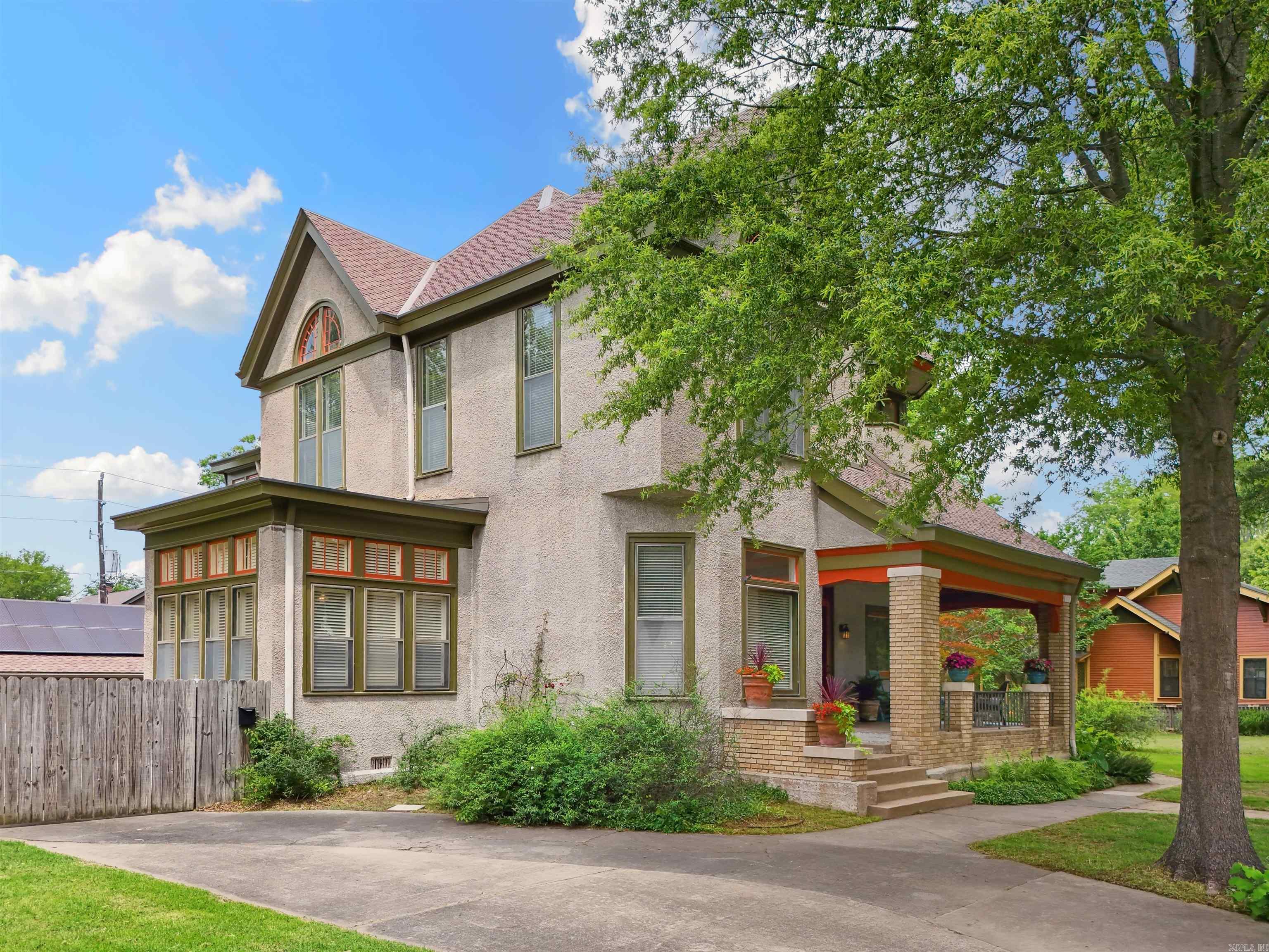 1910 S Arch  Little Rock, AR