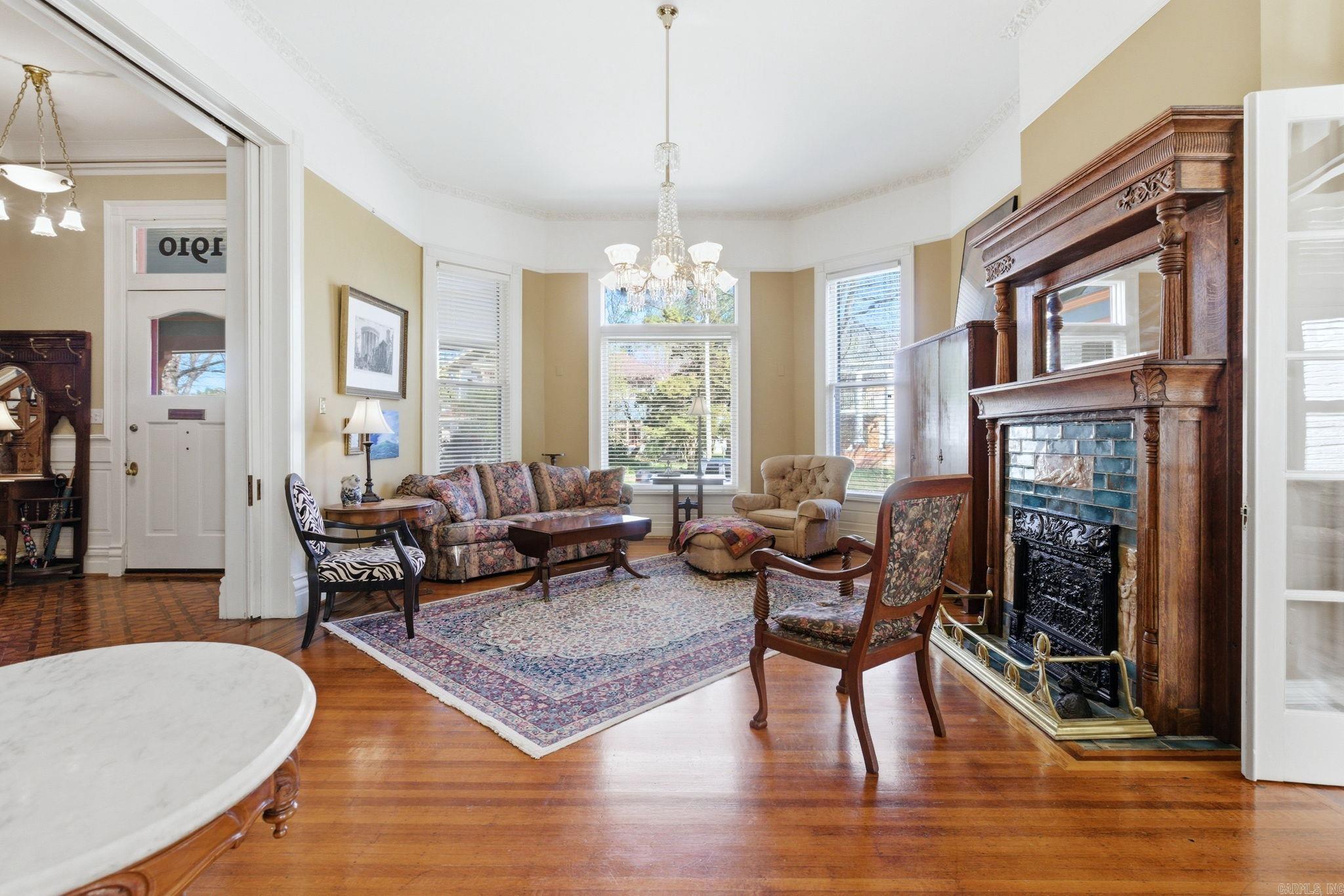 1910 S Arch  Little Rock, AR