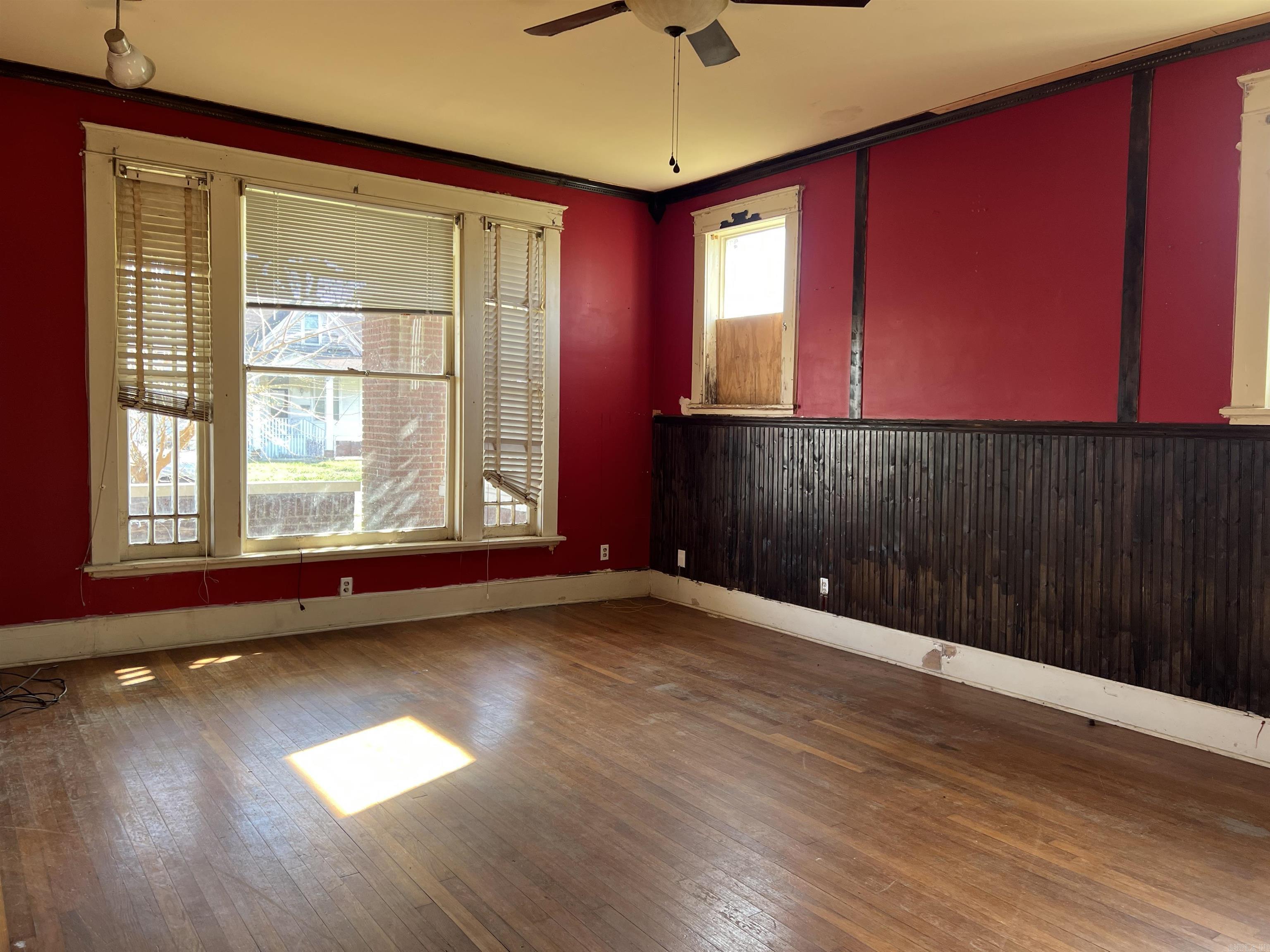 319 Elm  Newport, AR