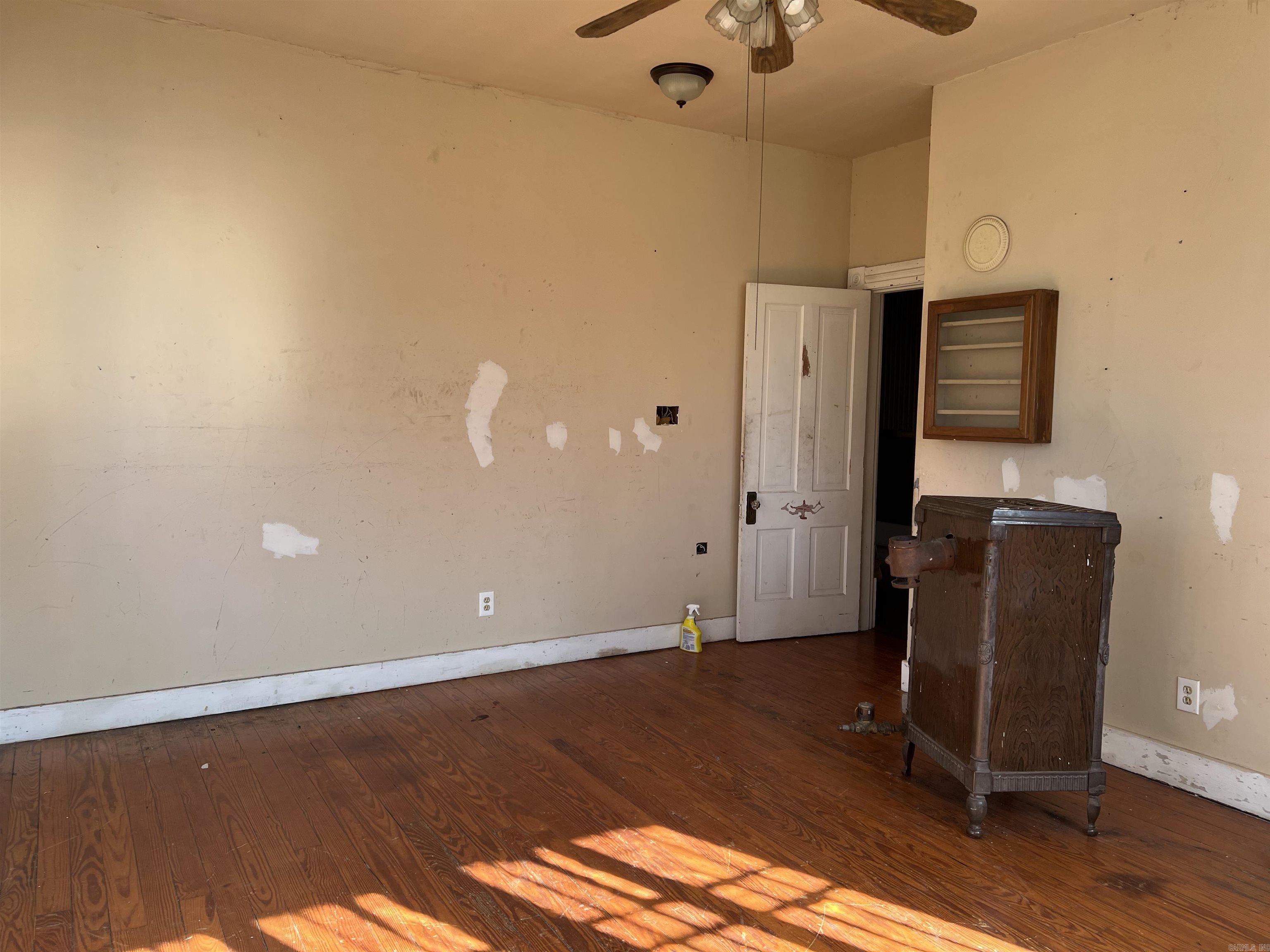 319 Elm  Newport, AR