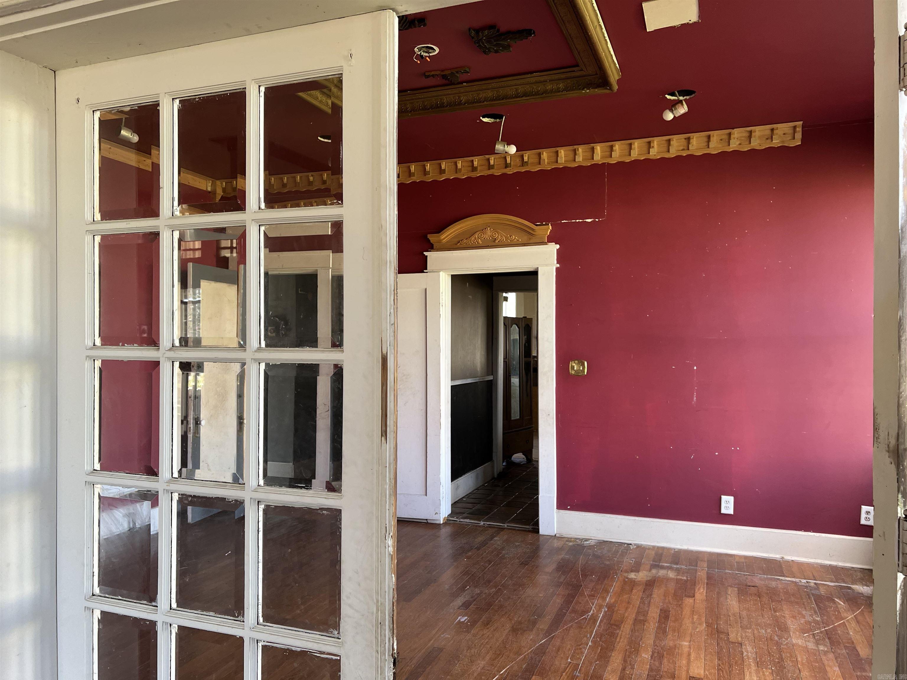 319 Elm  Newport, AR